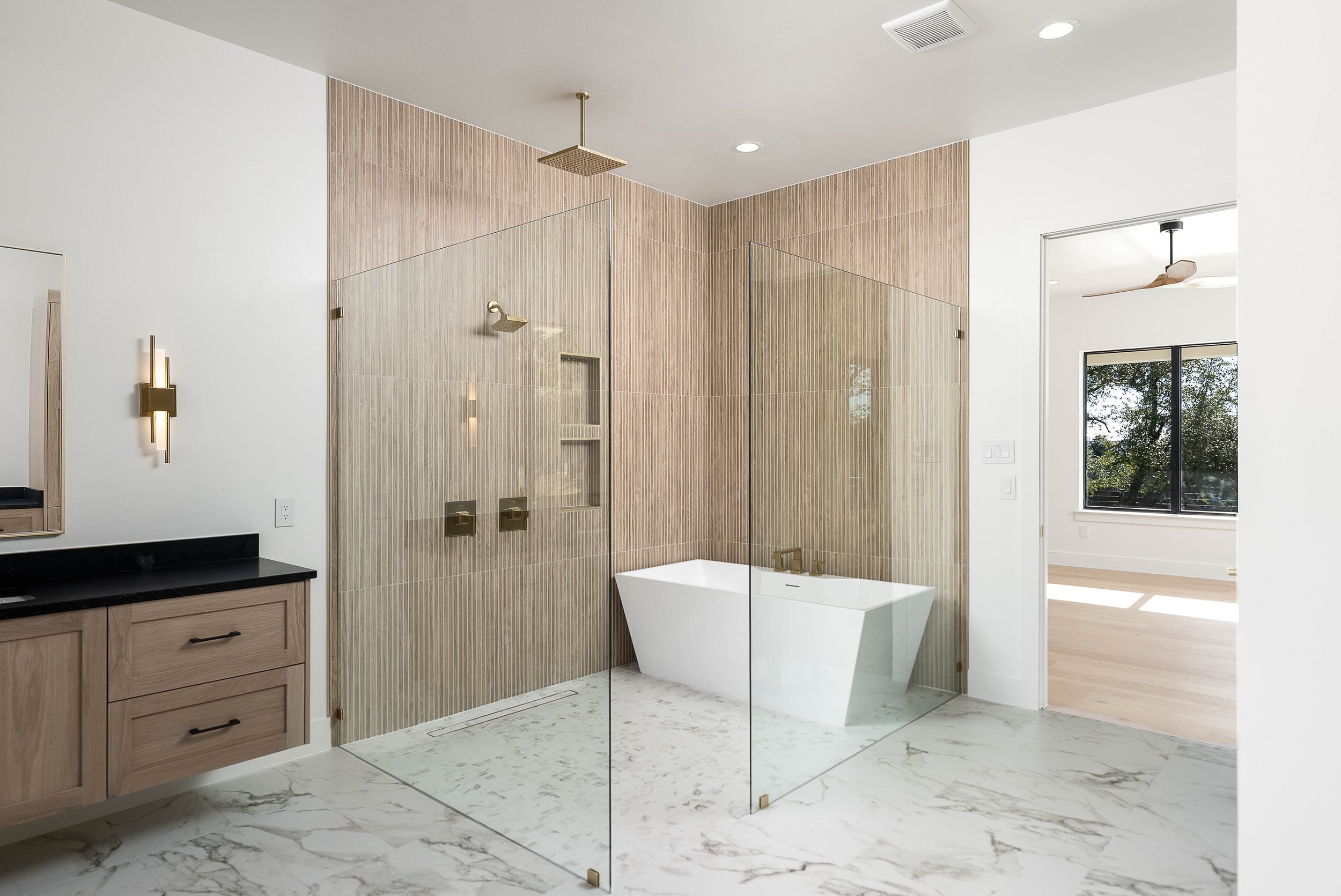 135 Stoneledge Dr-23.jpg