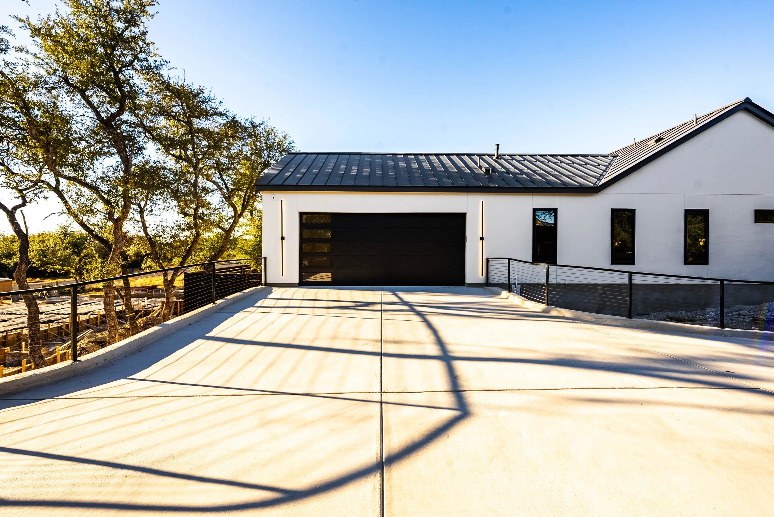 135 Stoneledge Dr-35.jpg