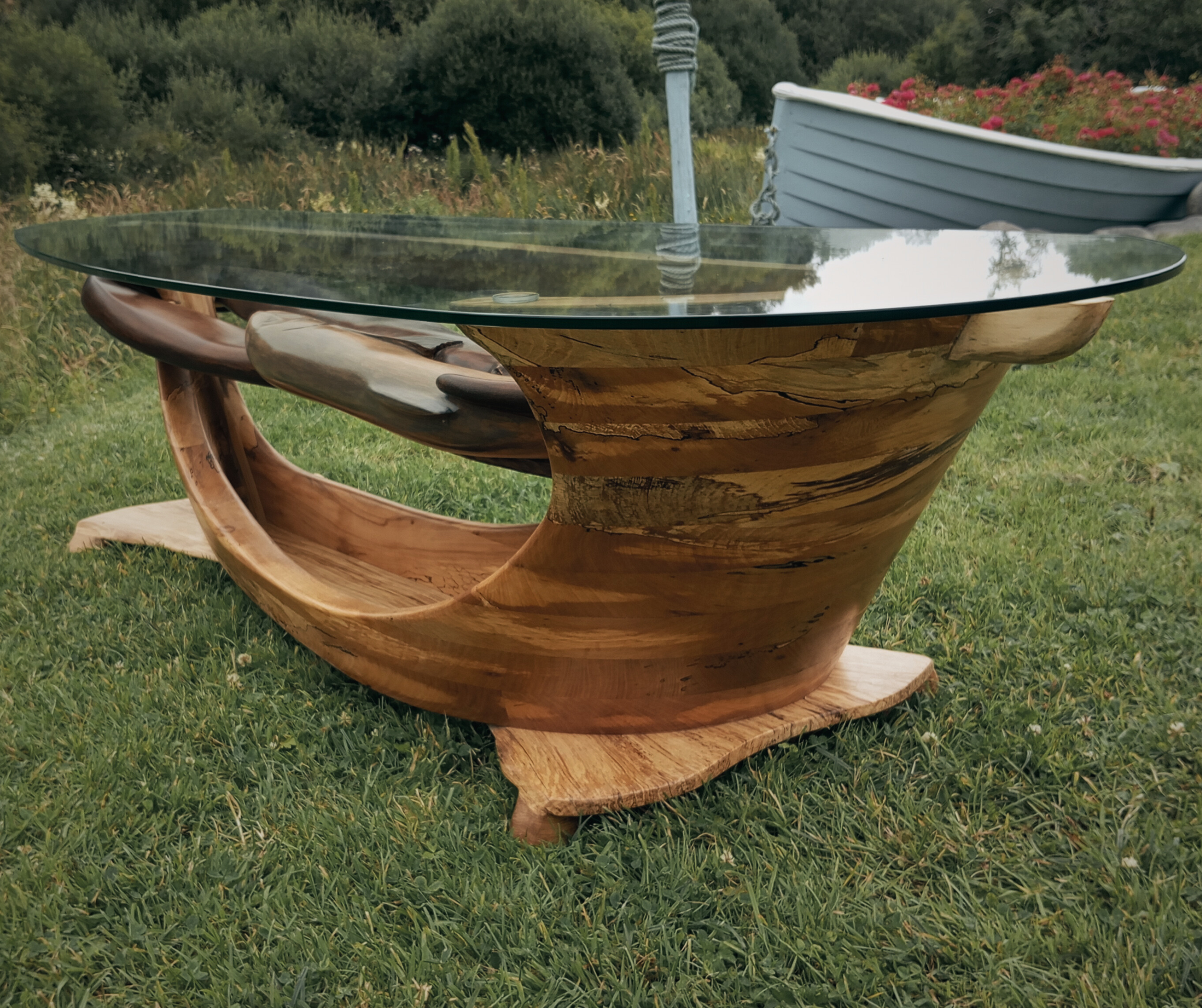 Salmon of knowledge coffee table 02.png