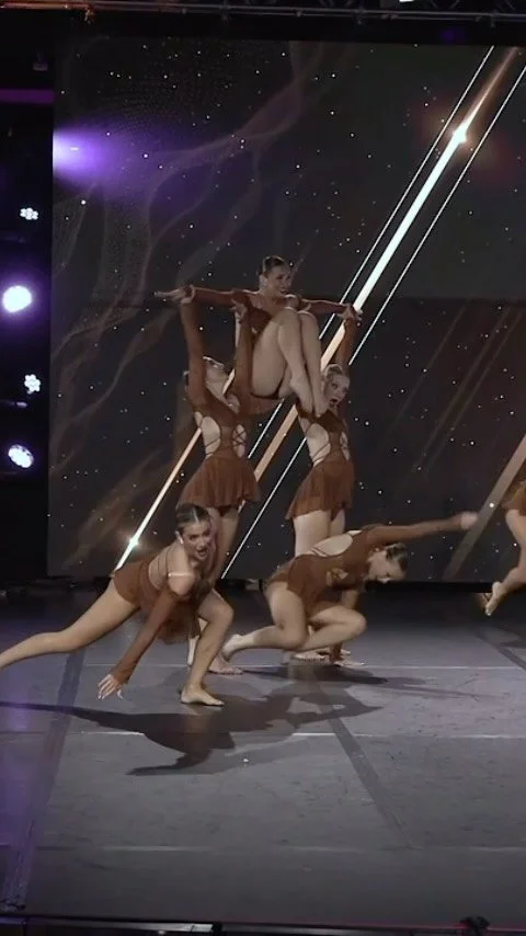 send my love full video✨
choreography: @michellesmith_
#tdc #thedancecollectivemd #season8 #dance #dancersofinstagram #dancelife #dancereels #tdcmicd