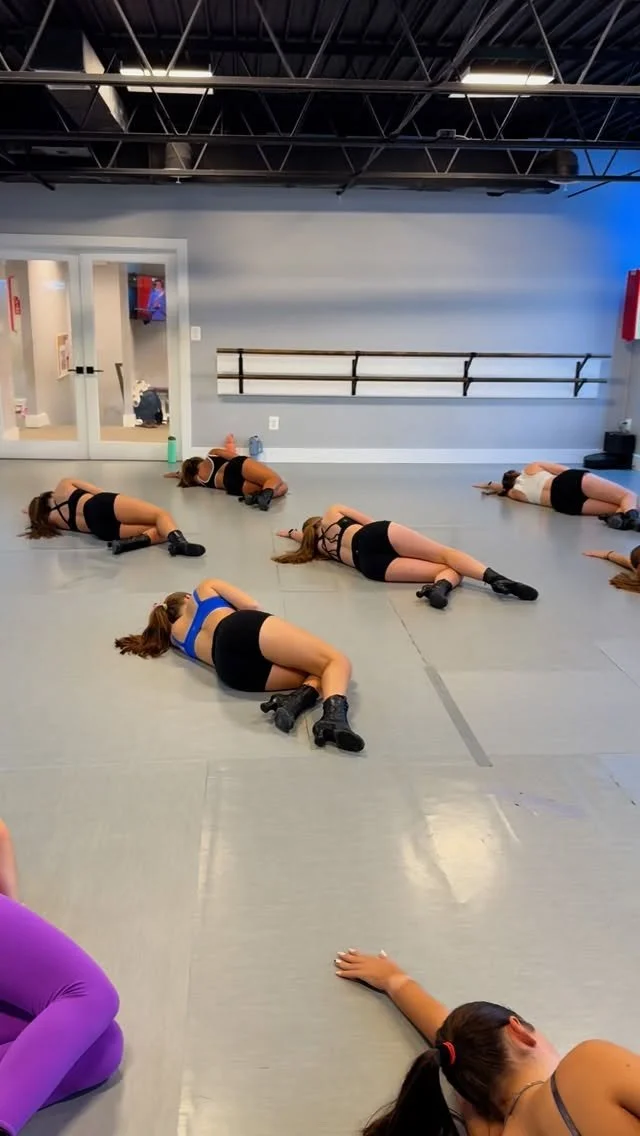 ✨
choreography: @mindysnyder_
#tdc #thedancecollectivemd #season8 #dance #dancersofinstagram #dancelife #dancereels #tdcmicd