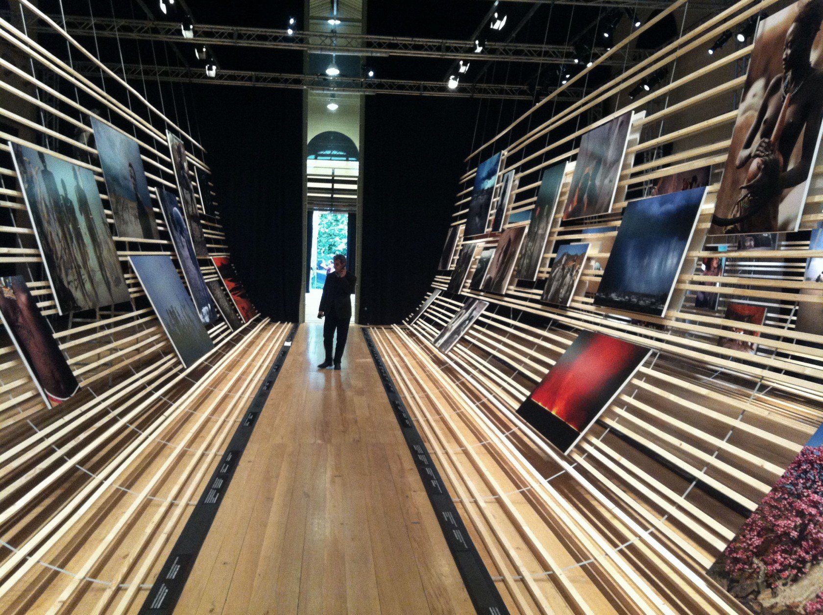 15-peterbottazzi-exhibition-nomachi-6web-1680x1255.jpg