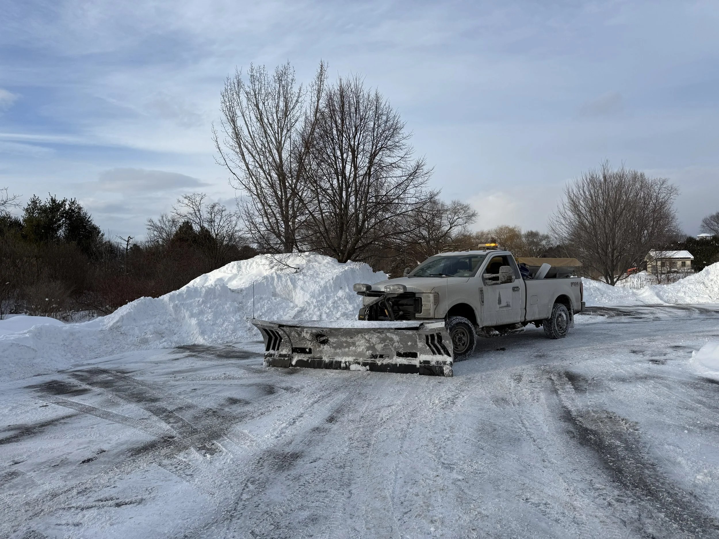 Hoffmann Landscaping_Hoffman Landscaping_Snow Removal 4.jpg