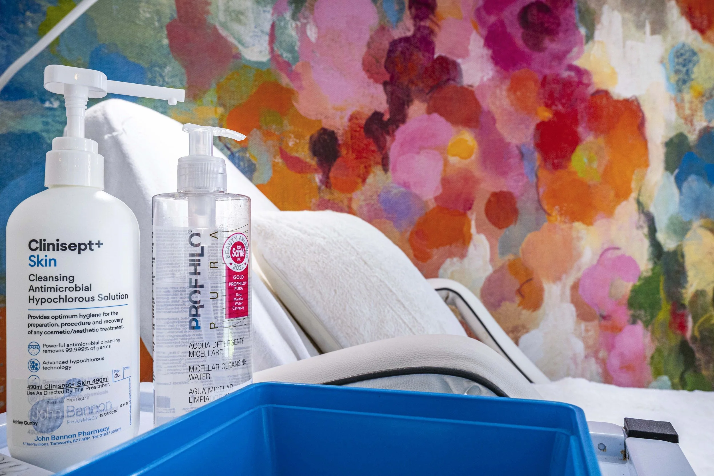 Commercial product photography of cleansing for brand marketing
