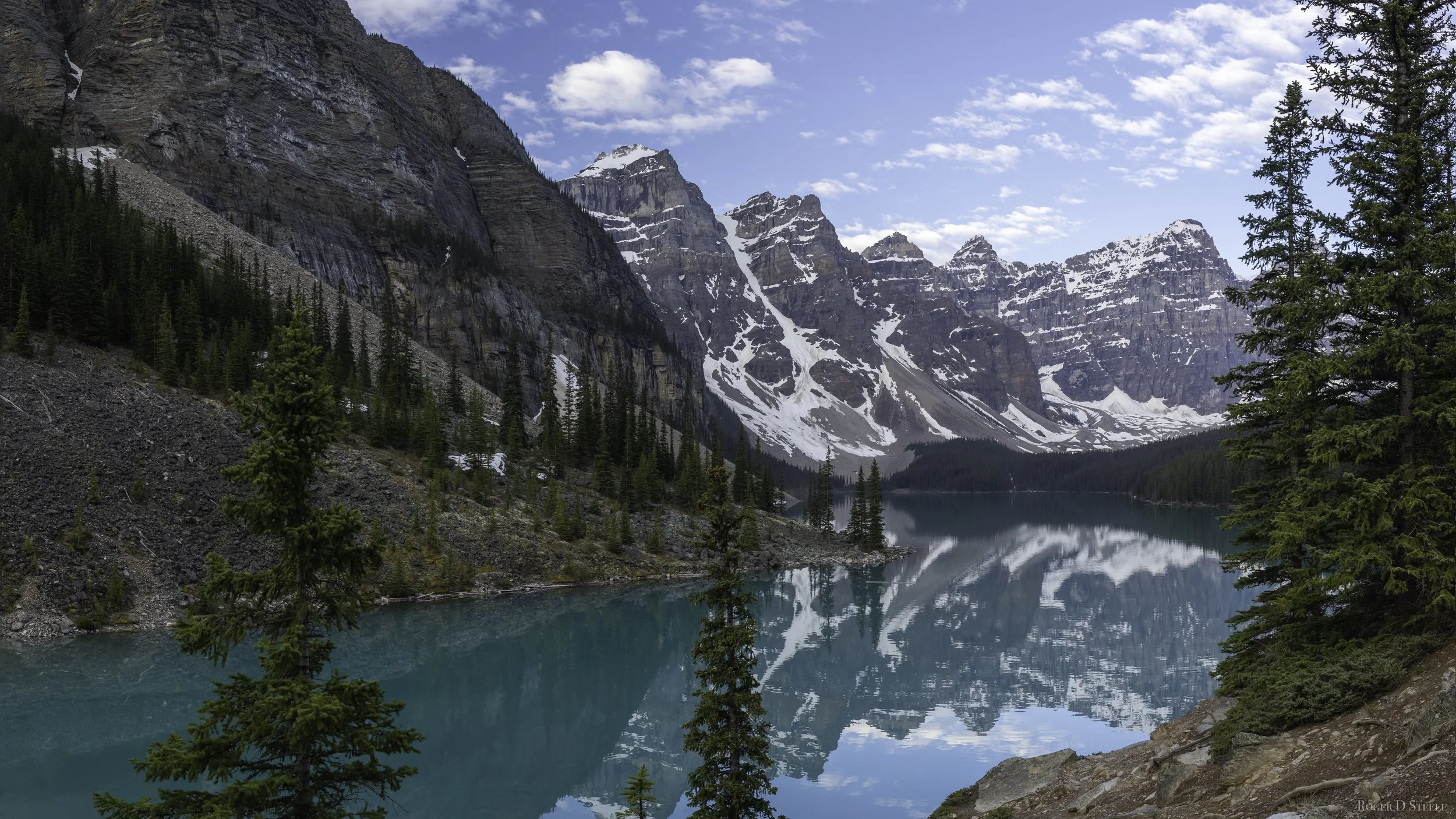 Moraine Lake 2.jpg