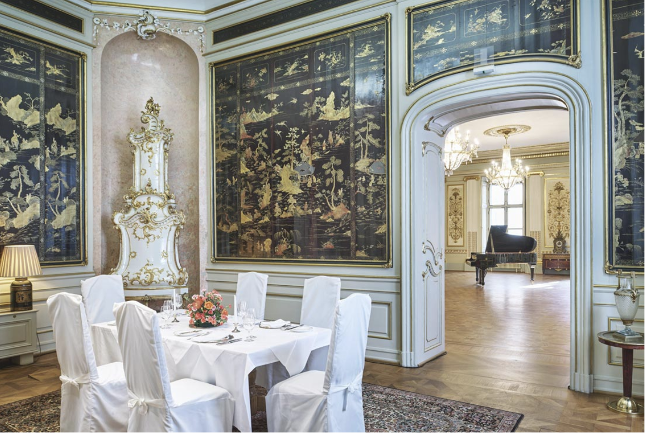 Dining Area Black Asian Walls 2.png