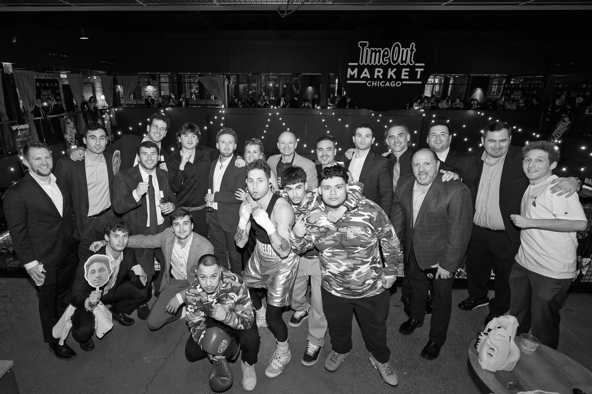 Chicago Riverwalk Family Portraits-25.jpg