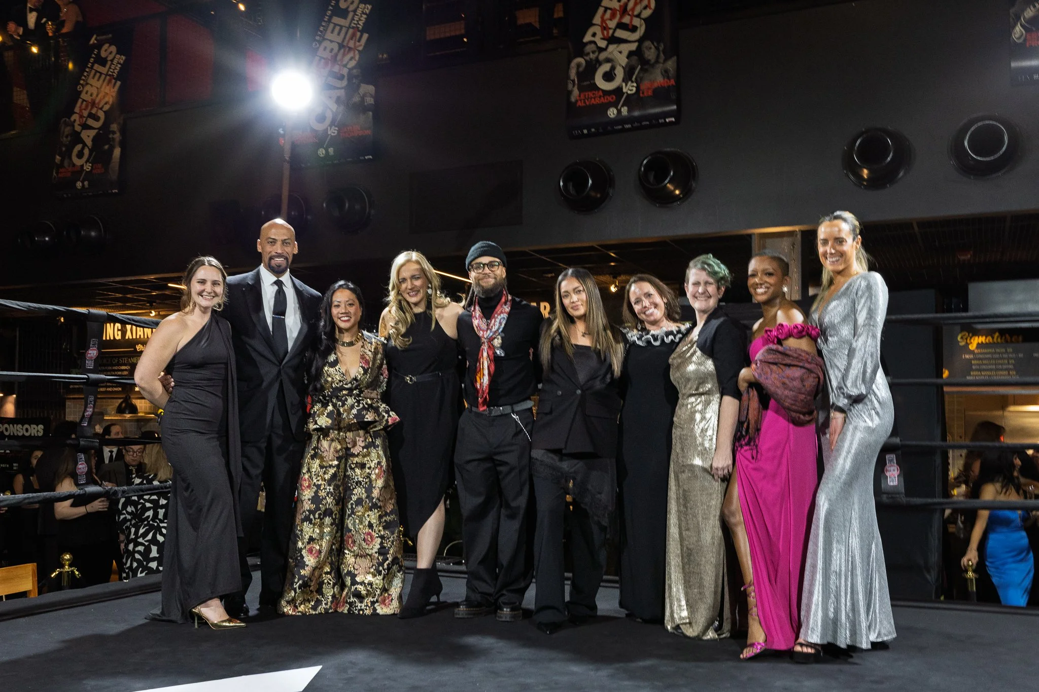 Chicago Riverwalk Family Portraits-27.jpg