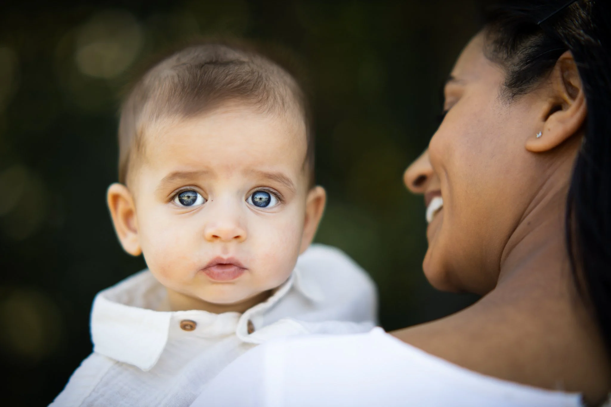 Beautiful family in Humbolt Park Chicago -3.jpg