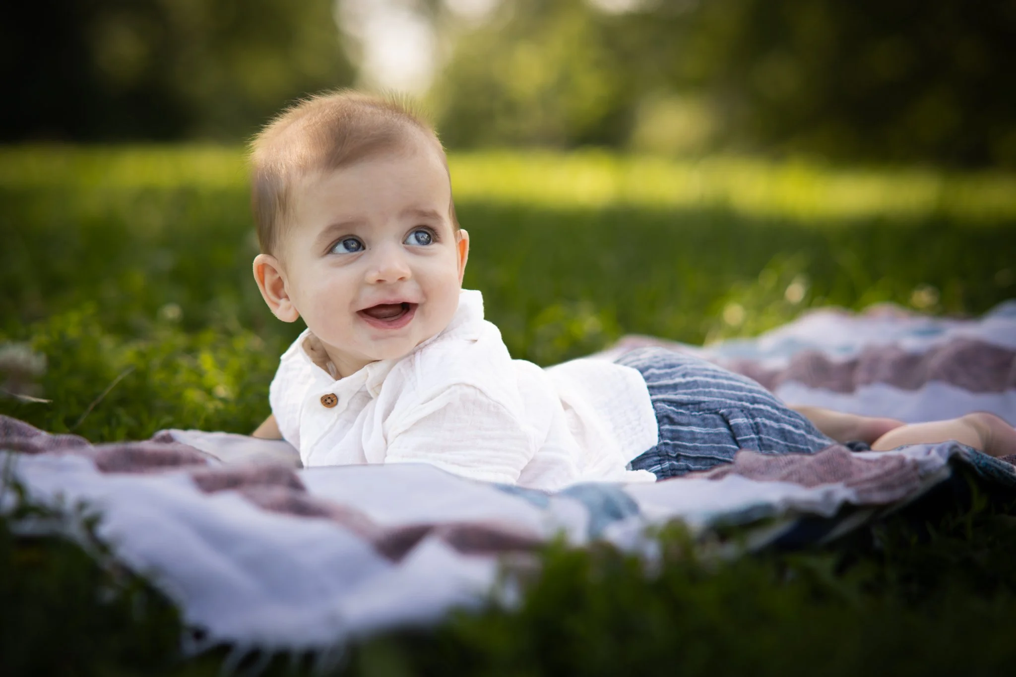 Beautiful family in Humbolt Park Chicago -1.jpg