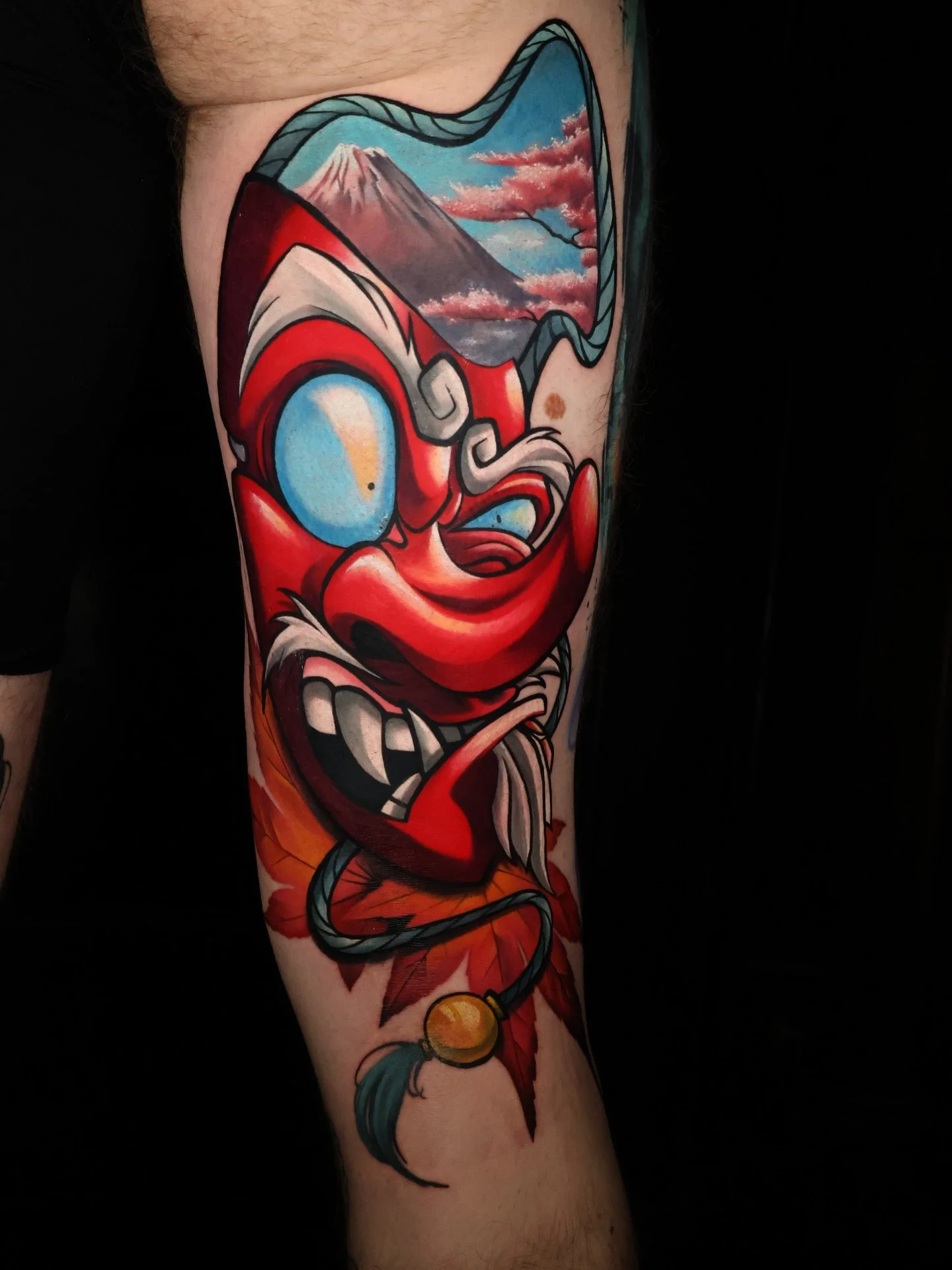 What a weekend at @wintertattoofestivaluk 😁 sadly didn&rsquo;t place, but super happy I got to do another mix style piece! 

Thank you @tattooingbybenjamin for sitting for 2 days straight again!! What an absolute legend! 

Was lovely seeing everyone