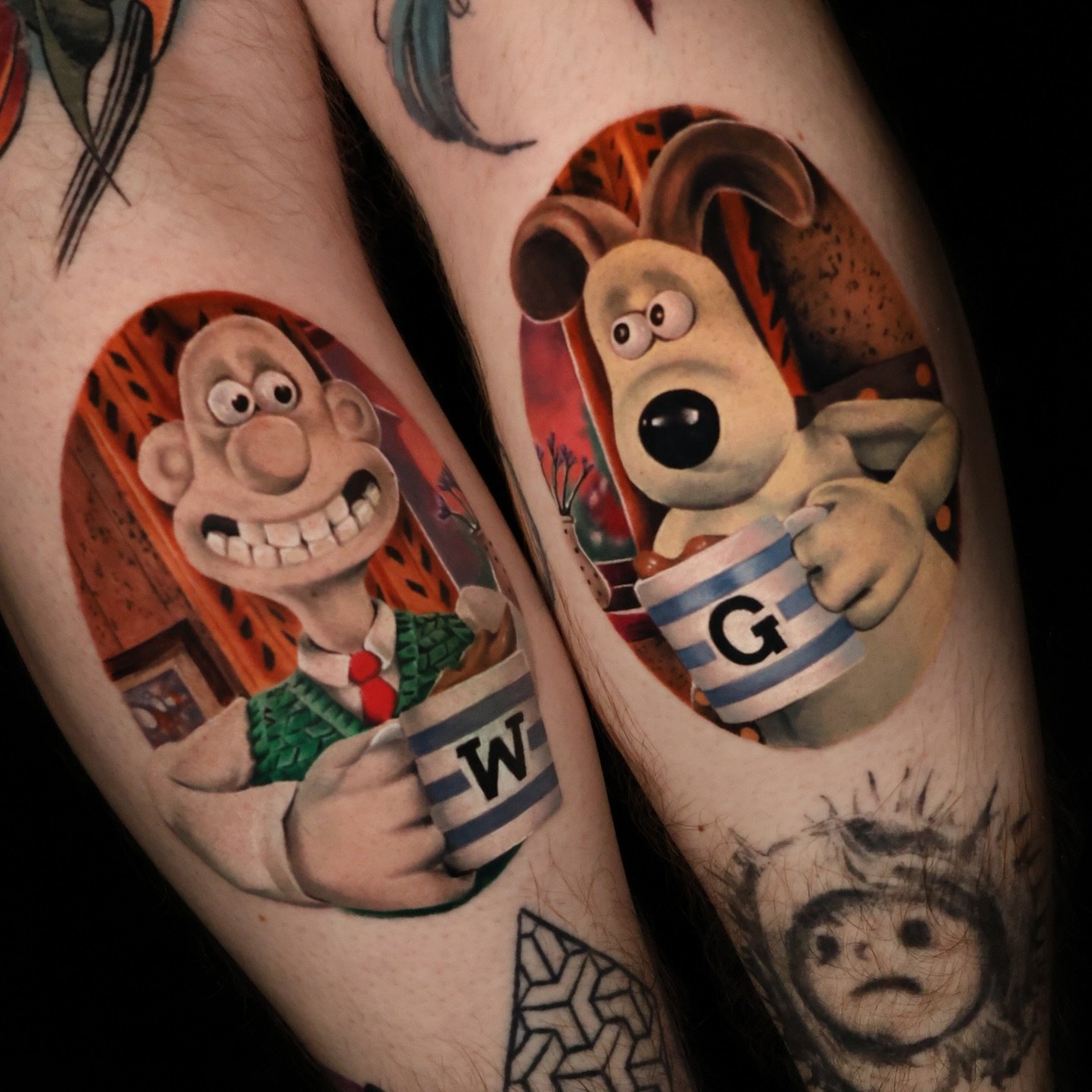 The last tattoo of 2025 🎄
What a way to wrap up a busy year.

A Wallace &amp; Gromit Christmas piece &mdash; festive in the best way, and one of the few seasonal traditions I&rsquo;ll happily make an exception for&hellip; even if I am a bit of a Gri