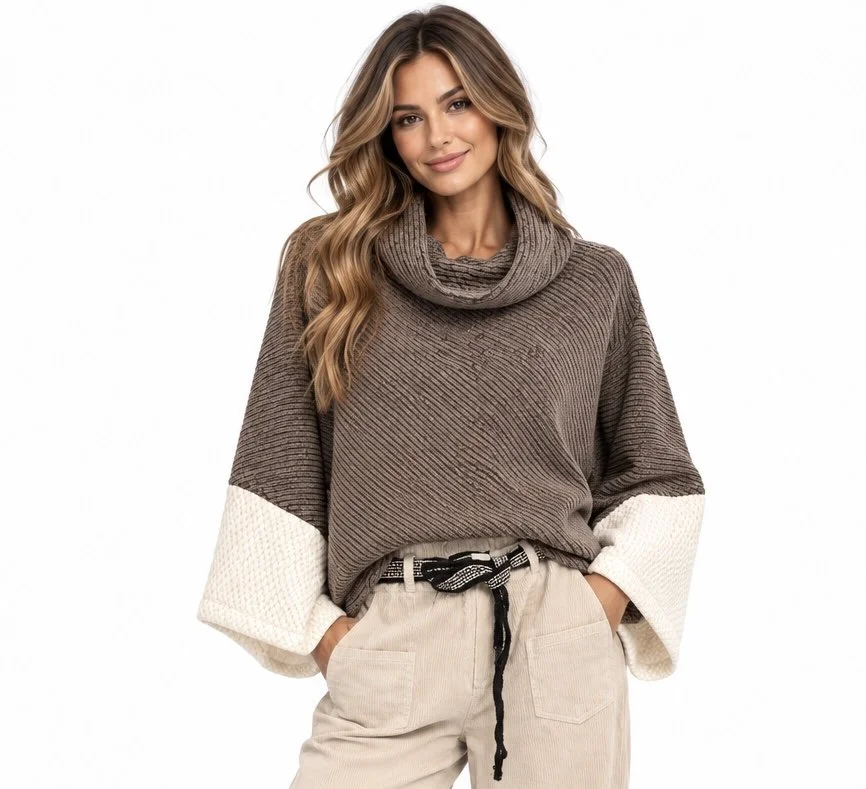 Eternelle-Elegant Italian Cowl Neck Sweater