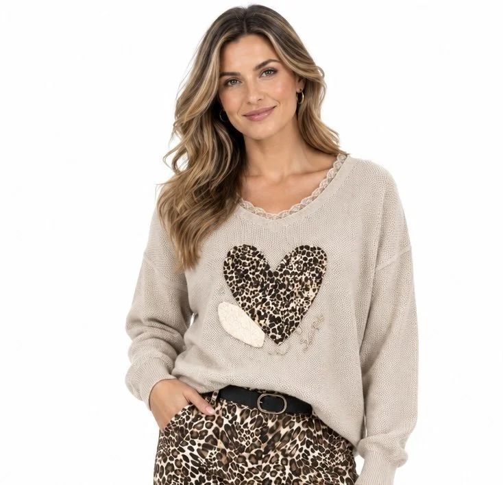 Eternelle-Italian Luxe Leopard Heart Sweater O/S