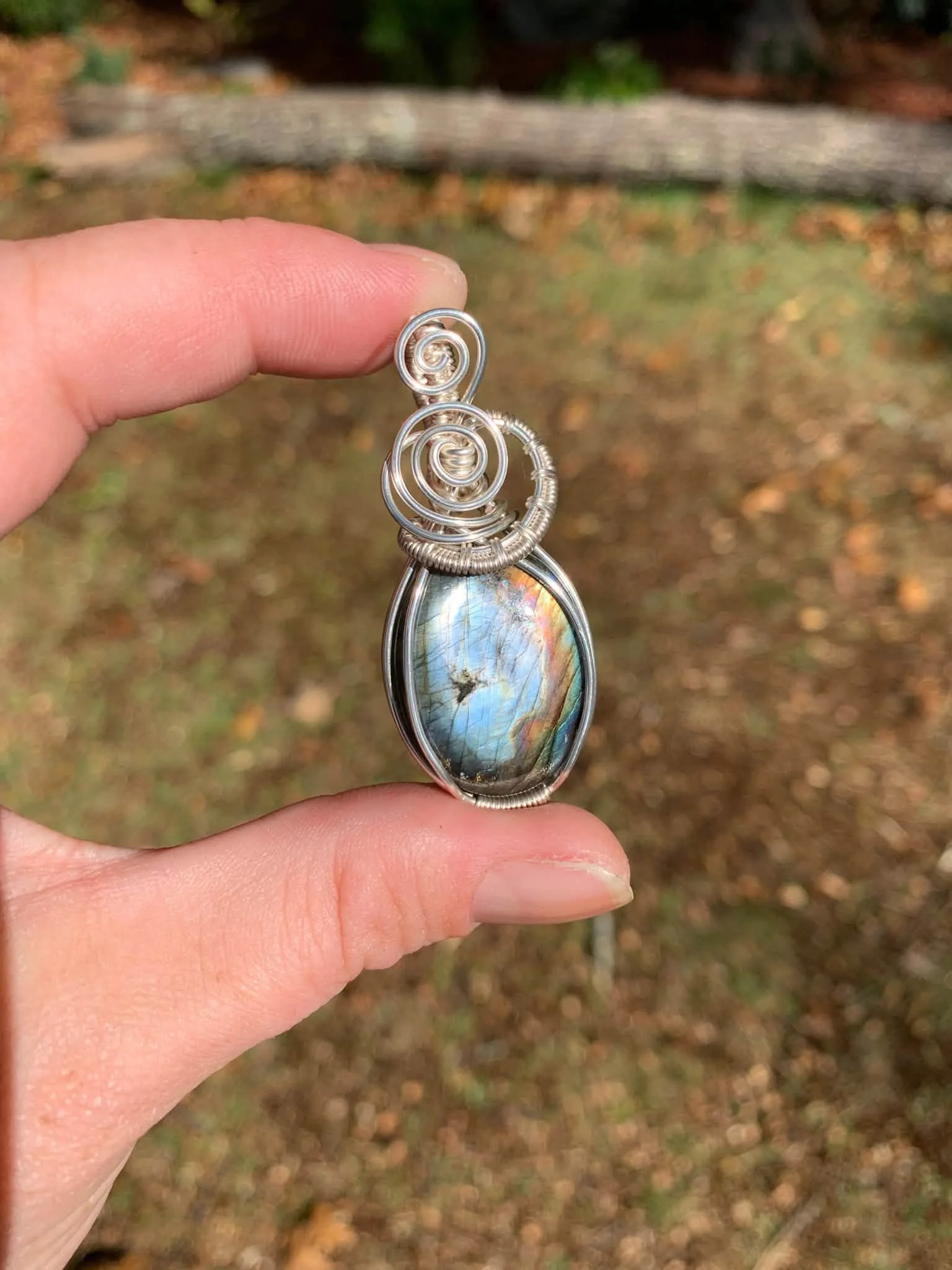 Silver Rainbow Labradorite Pendant