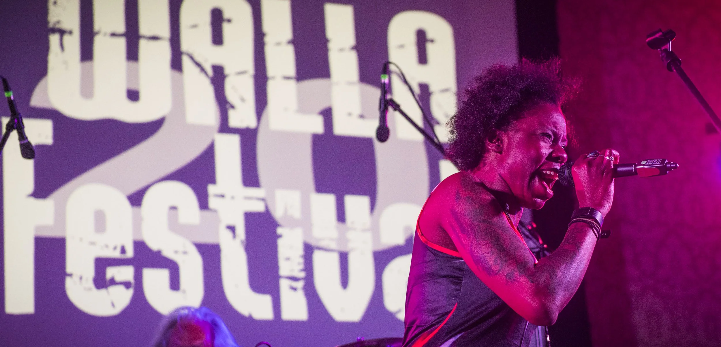 42 200315_wub_loc_guitarfestival.GL_0533 e.jpg