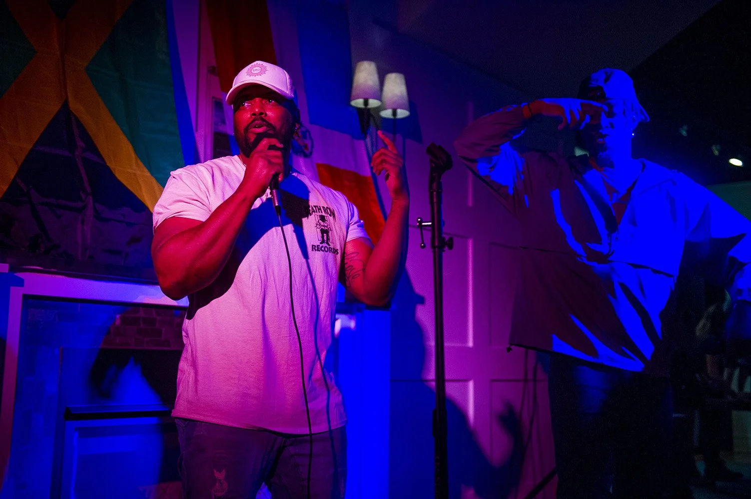 47 2211 SoundsPeople.GL_480 e.jpg