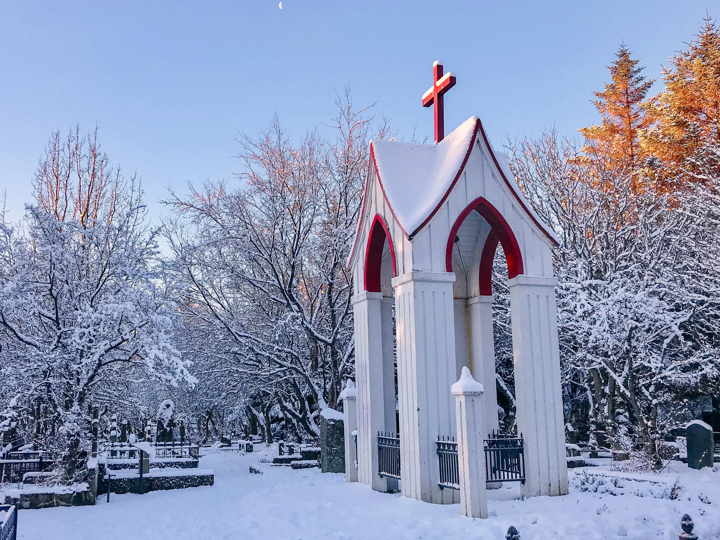 Holavallagardur_Cemetery_-05.jpg