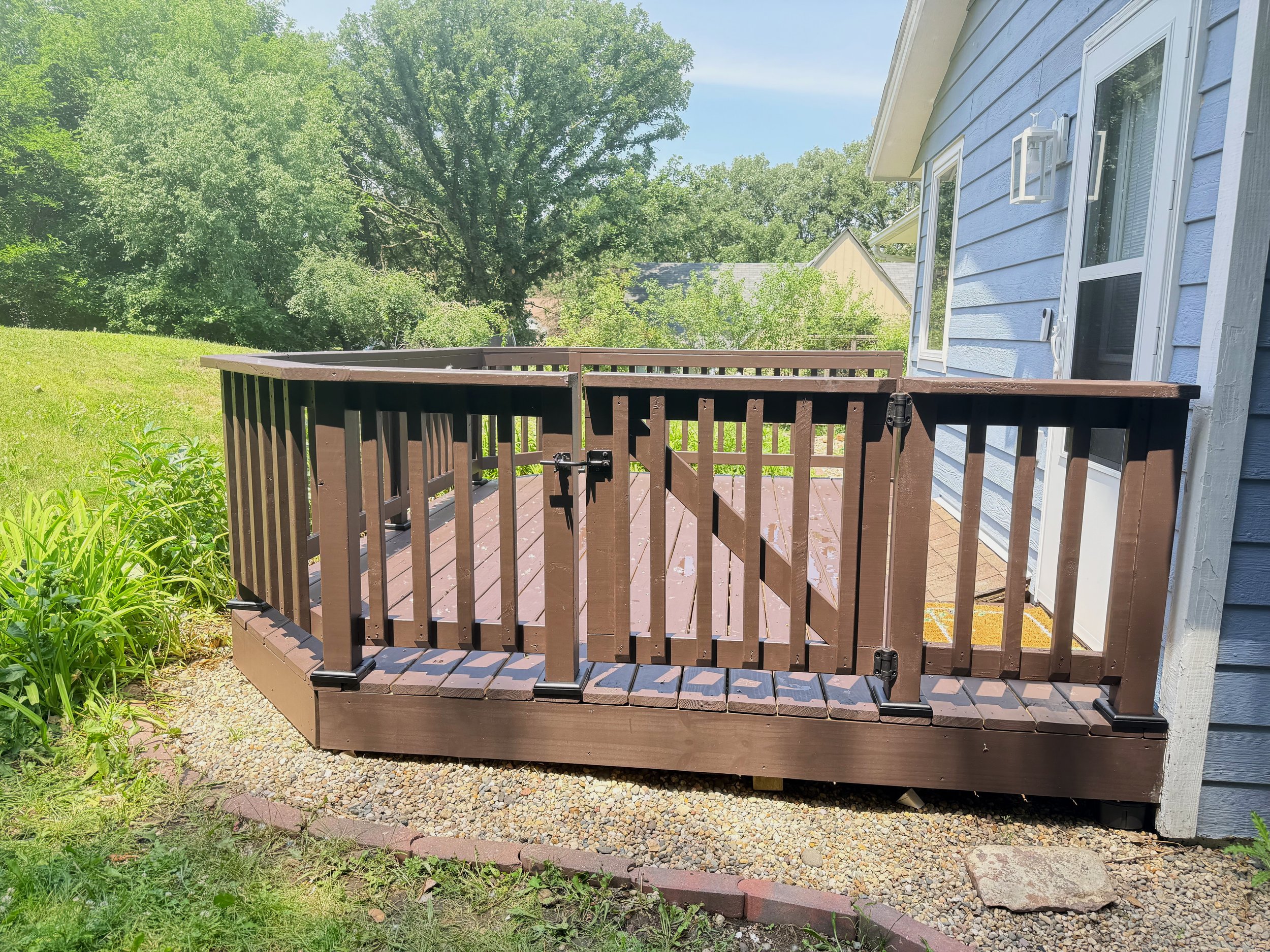 Deck repainting Sioux Falls SD