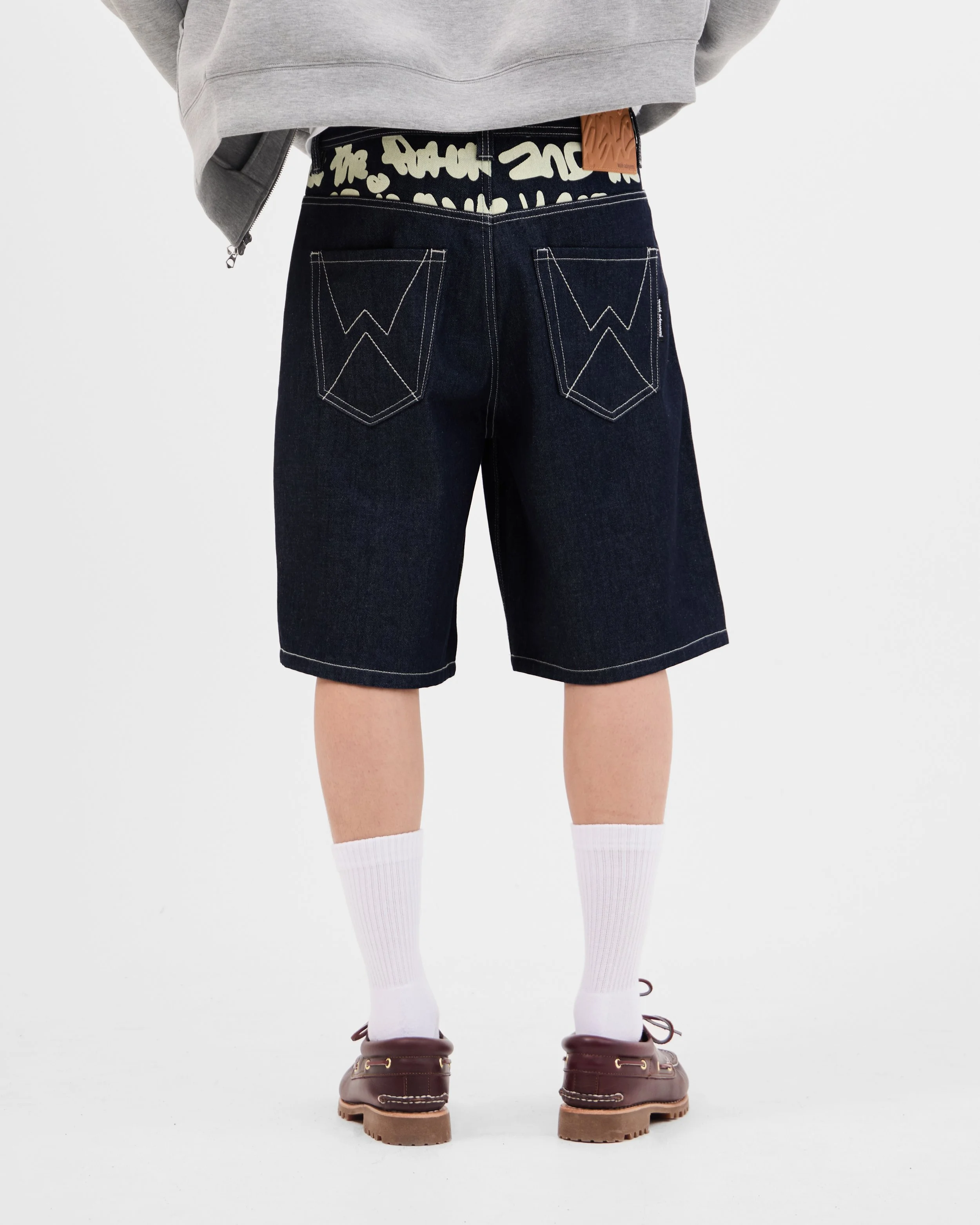 LOOK_5_025.jpg