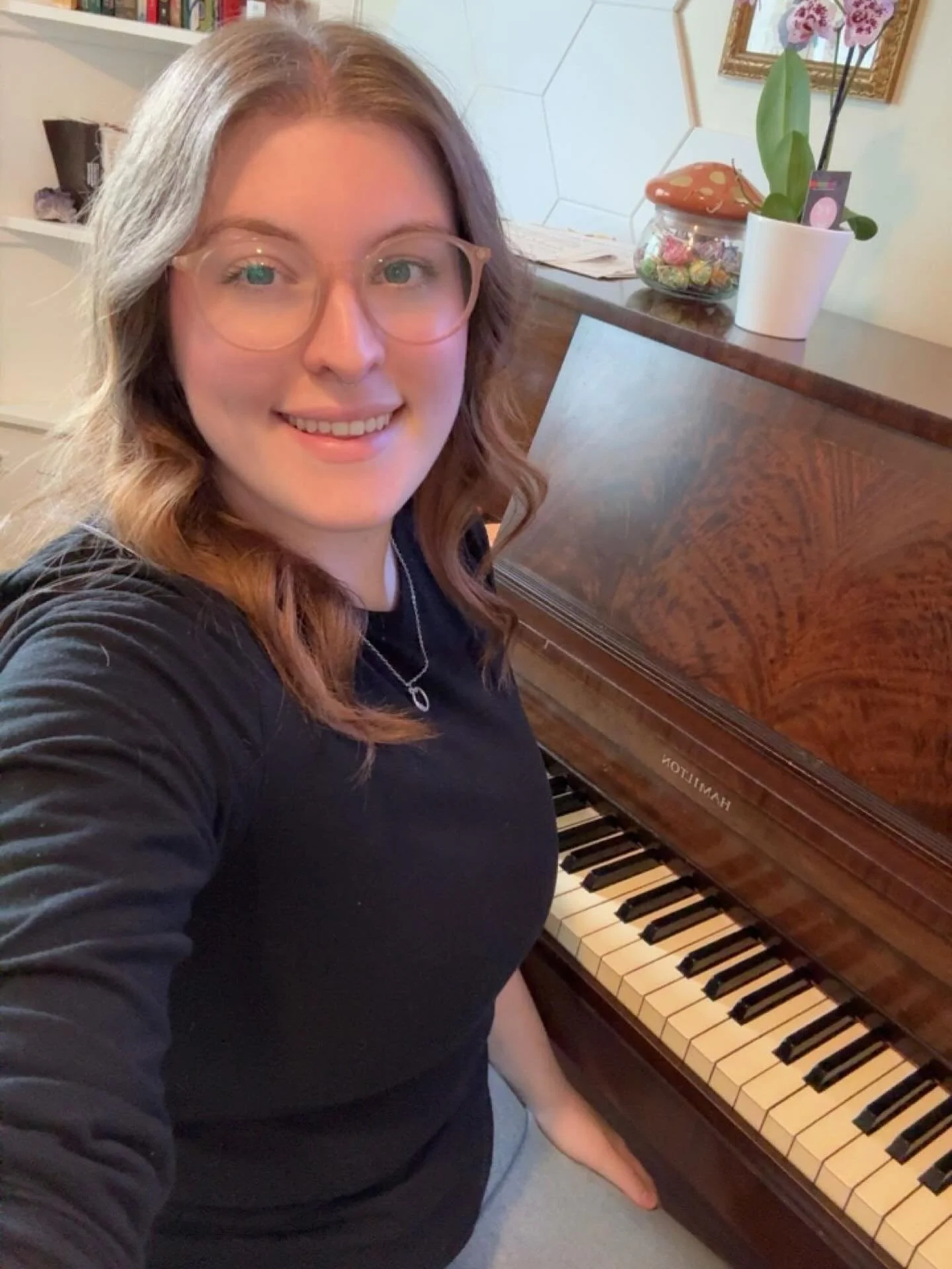 The Studio has a few slots available on Thursdays and Tuesdays this upcoming month! If you are looking for Voice or Piano lessons head on over to my website and submit a request! I also offer a 50% off trial lesson. 

Currents students who refer some