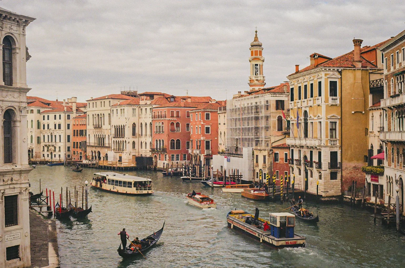 VENICE - 001-35.jpg