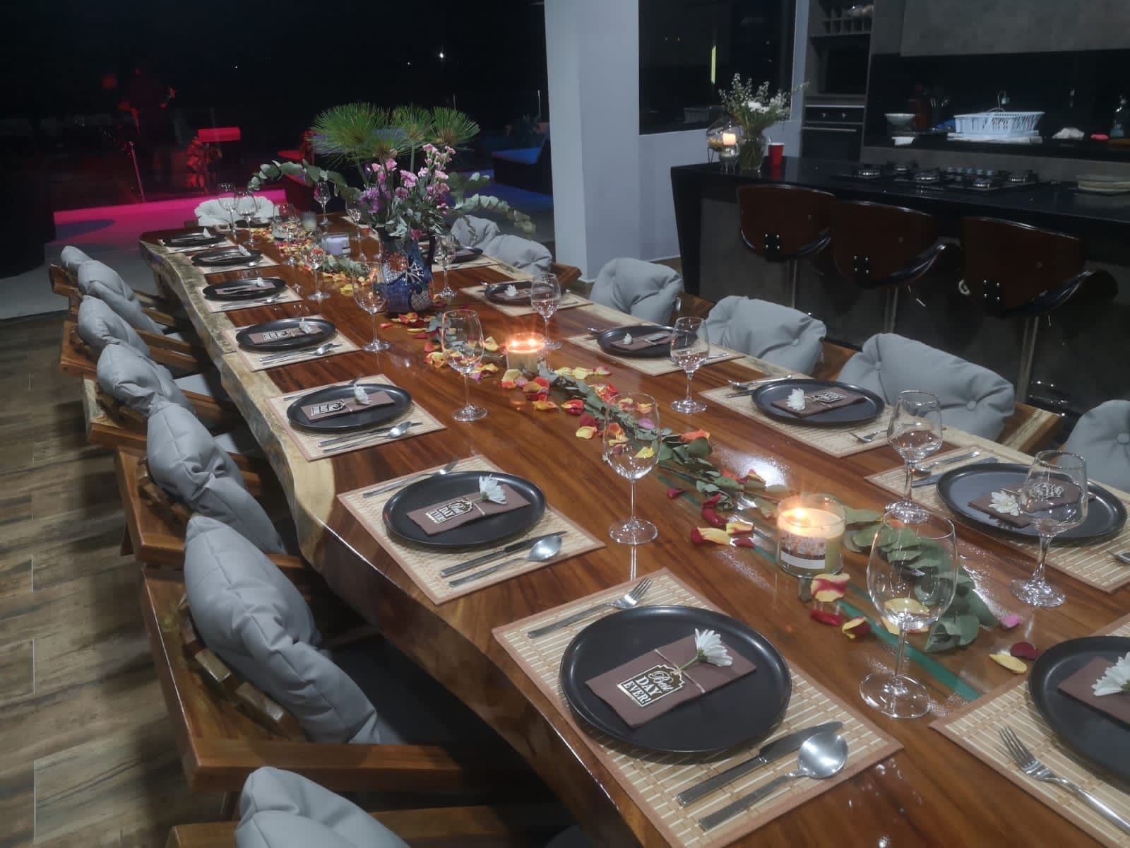 Decoracion de mesa para evento Chef en casa