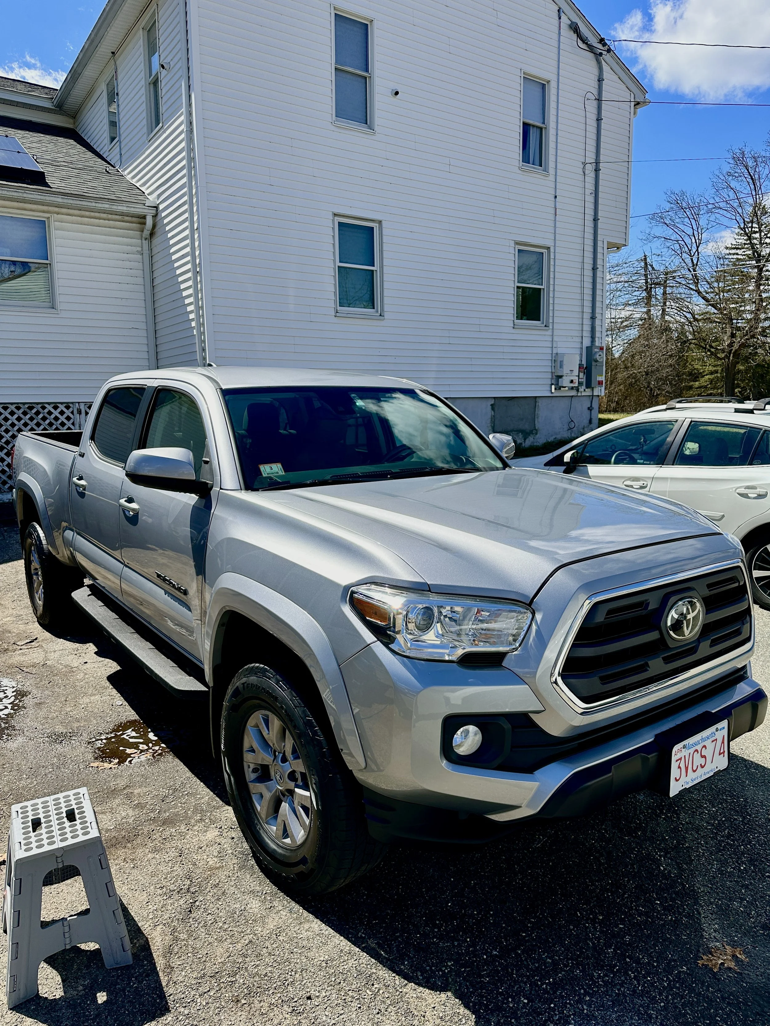 Full Interior/Exterior Detailing Truck