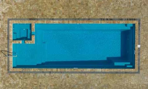 dania-fiberglass-pools-01.jpeg