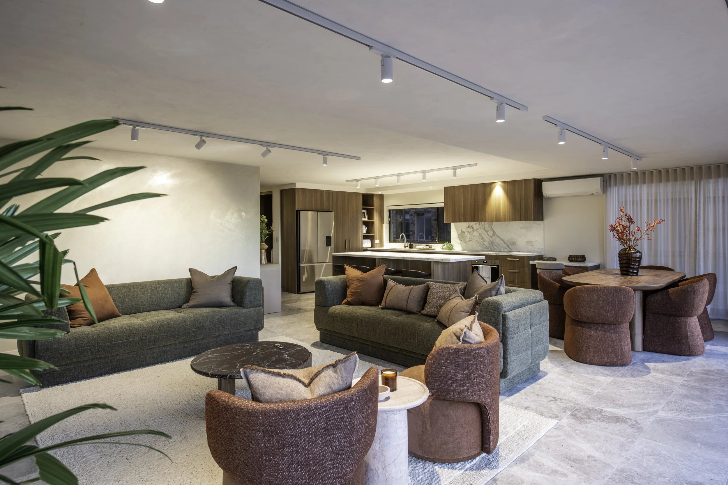 Dankav - Miami Apartment - Living-5.jpg