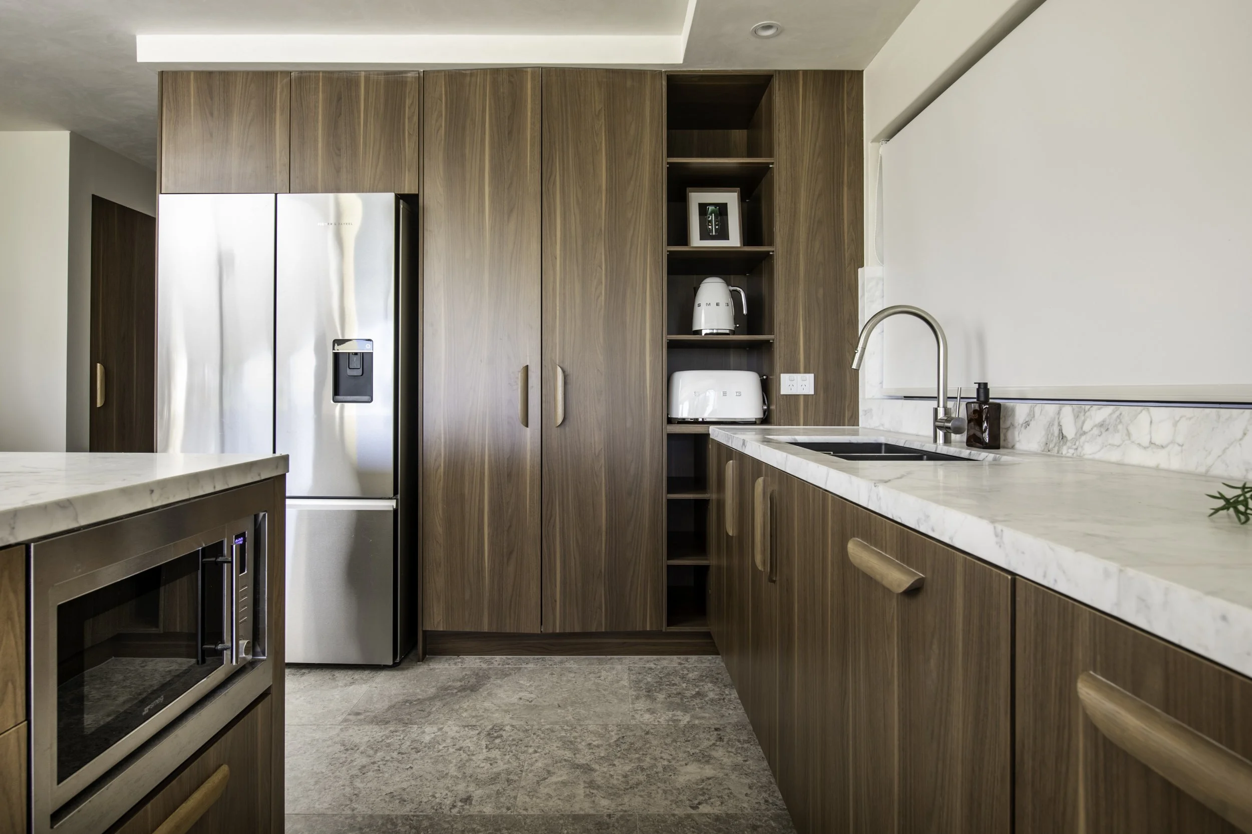 Dankav - Miami Apartment - Living-34.jpg