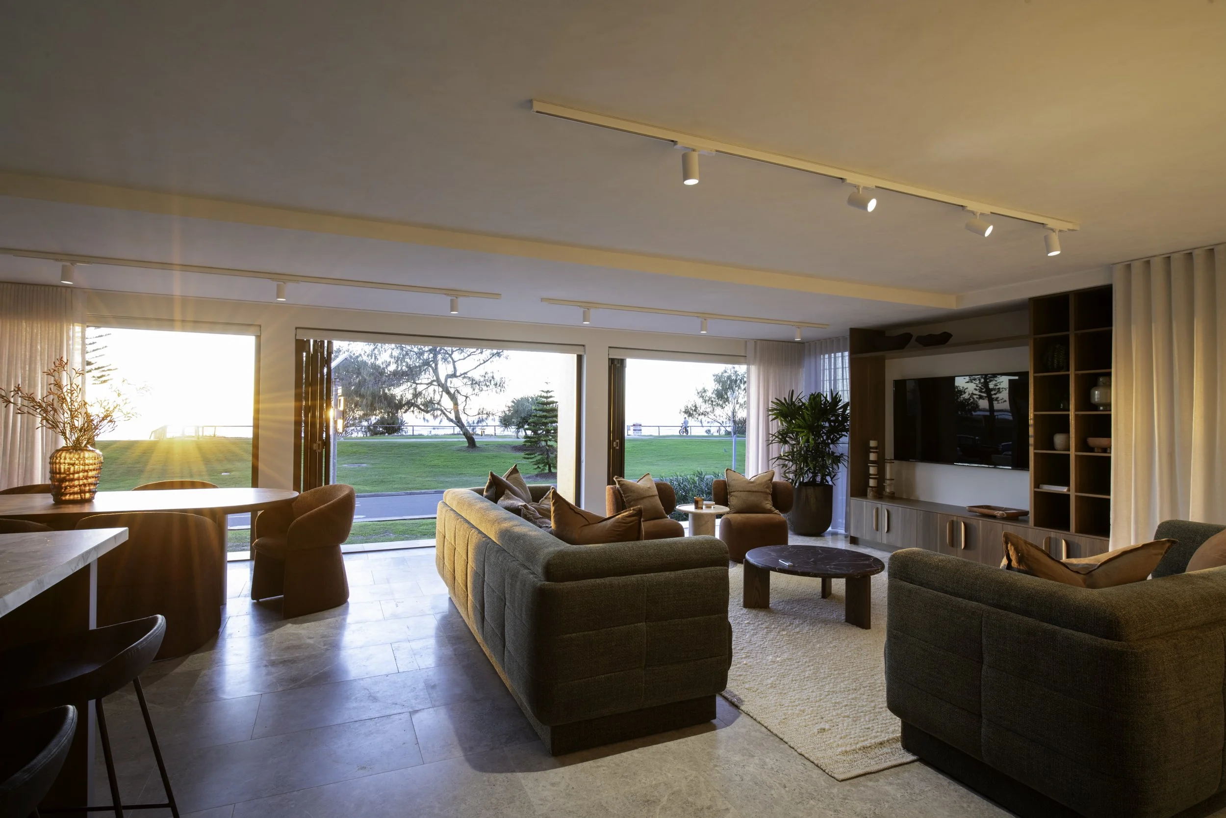 Dankav - Miami Apartment - Living-10.jpg