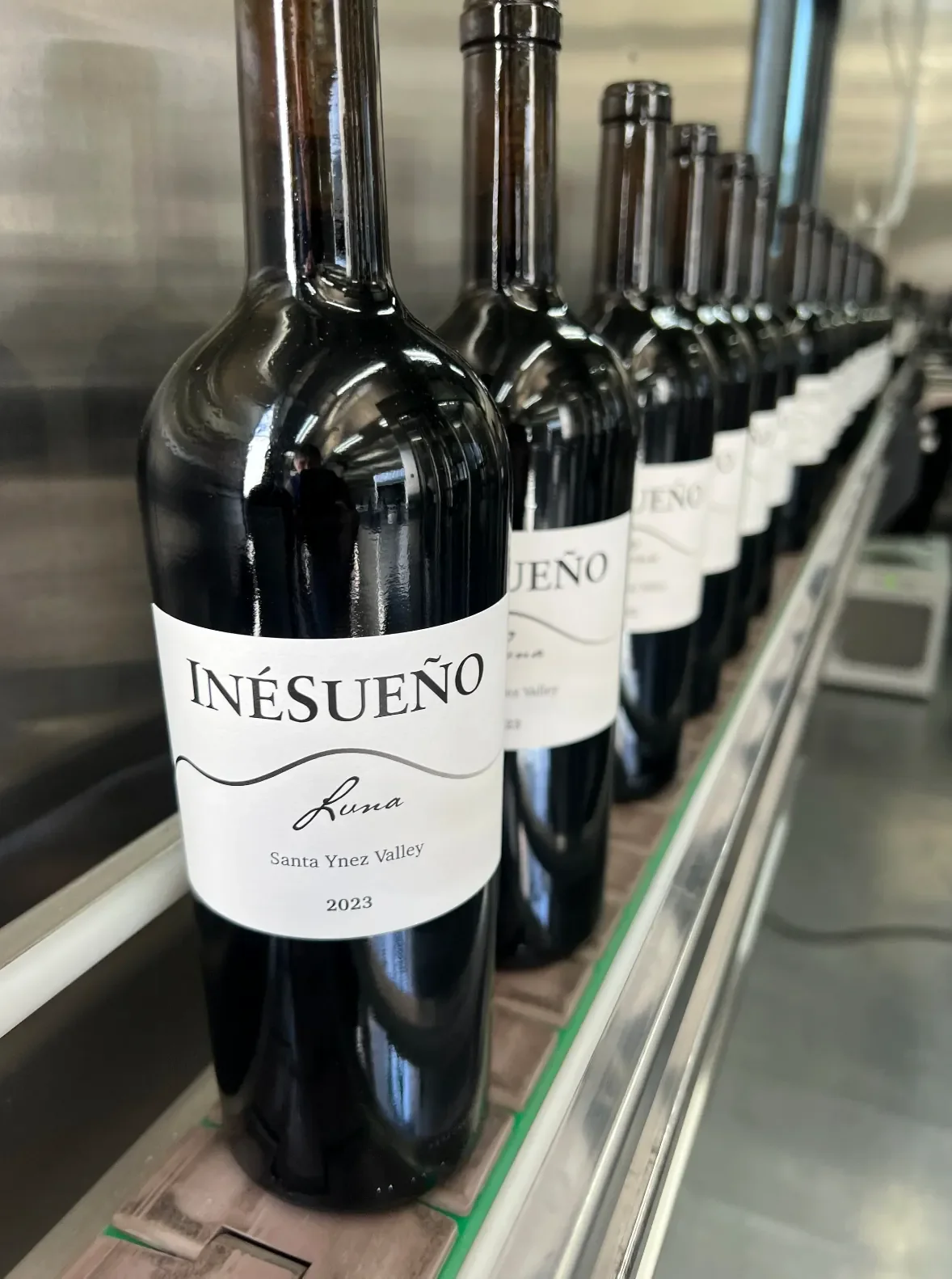 INÉSUEÑO Exquisite Bordeaux-style Blends Santa Ynez Valley Los Olivos District AVA - the first bottles of "Luna."