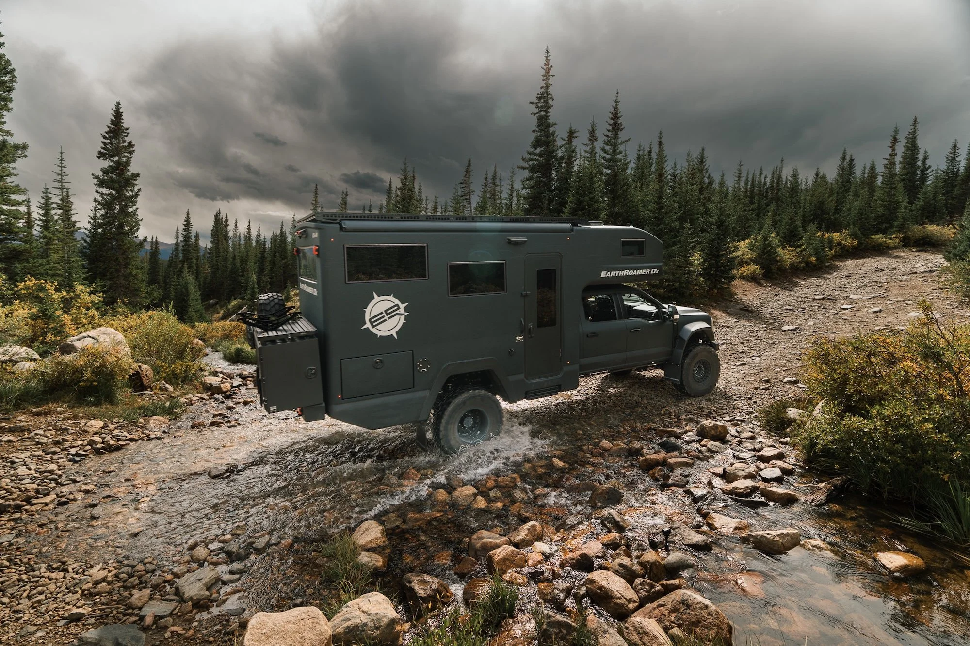 EarthRoamer-LTX-02.jpg