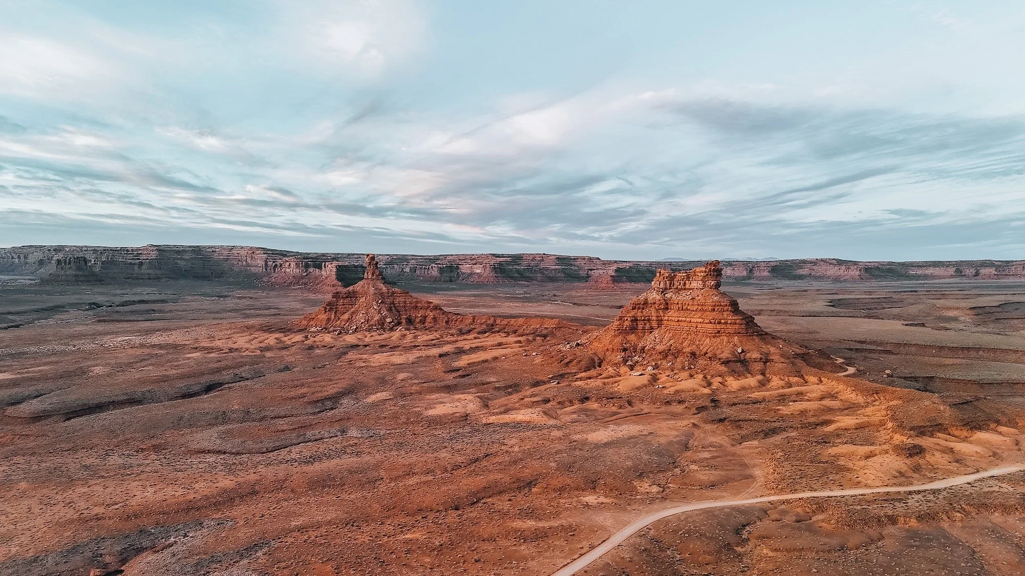 ValleyoftheGods-02.jpg