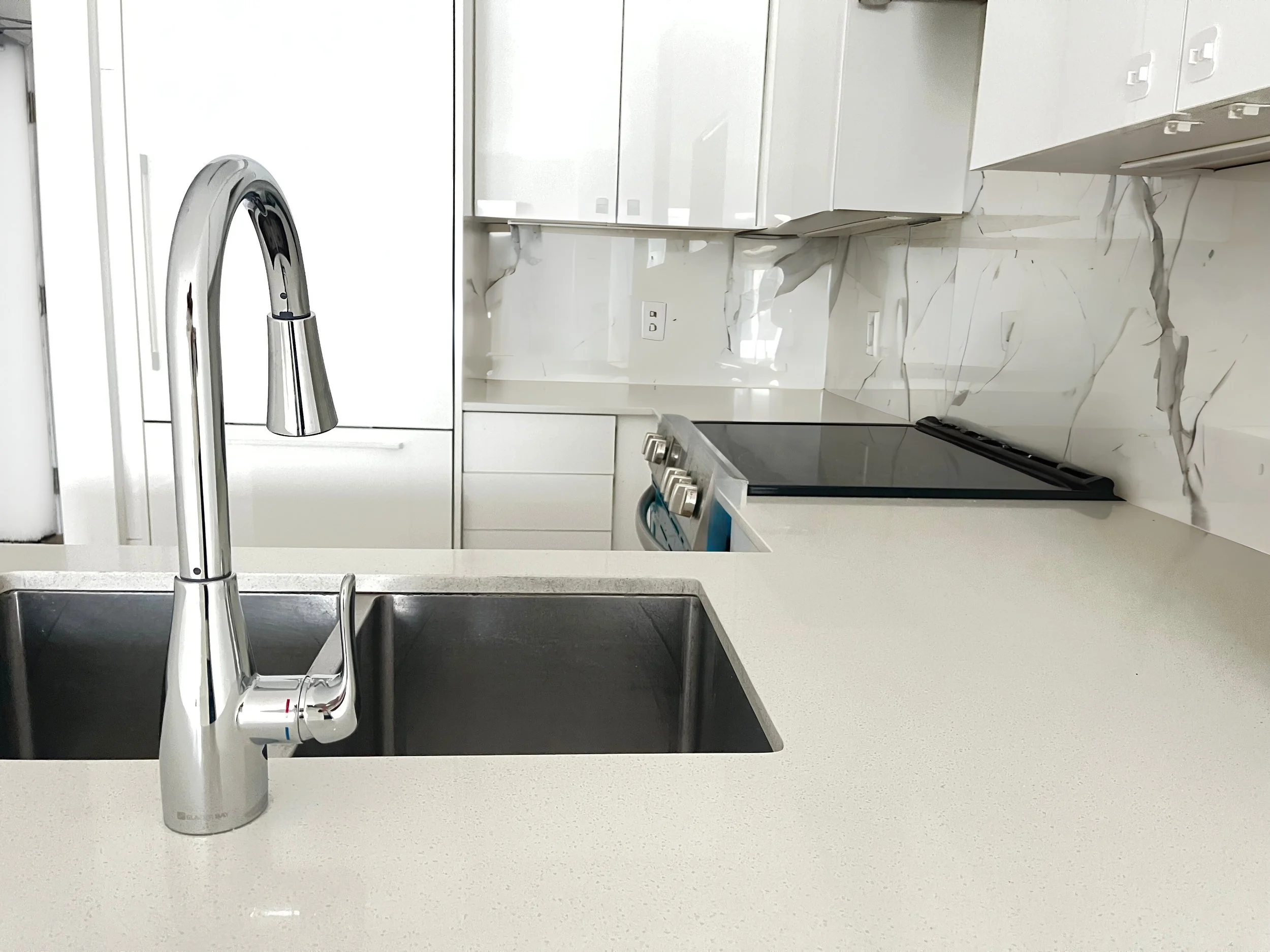4Kitchen2.jpg