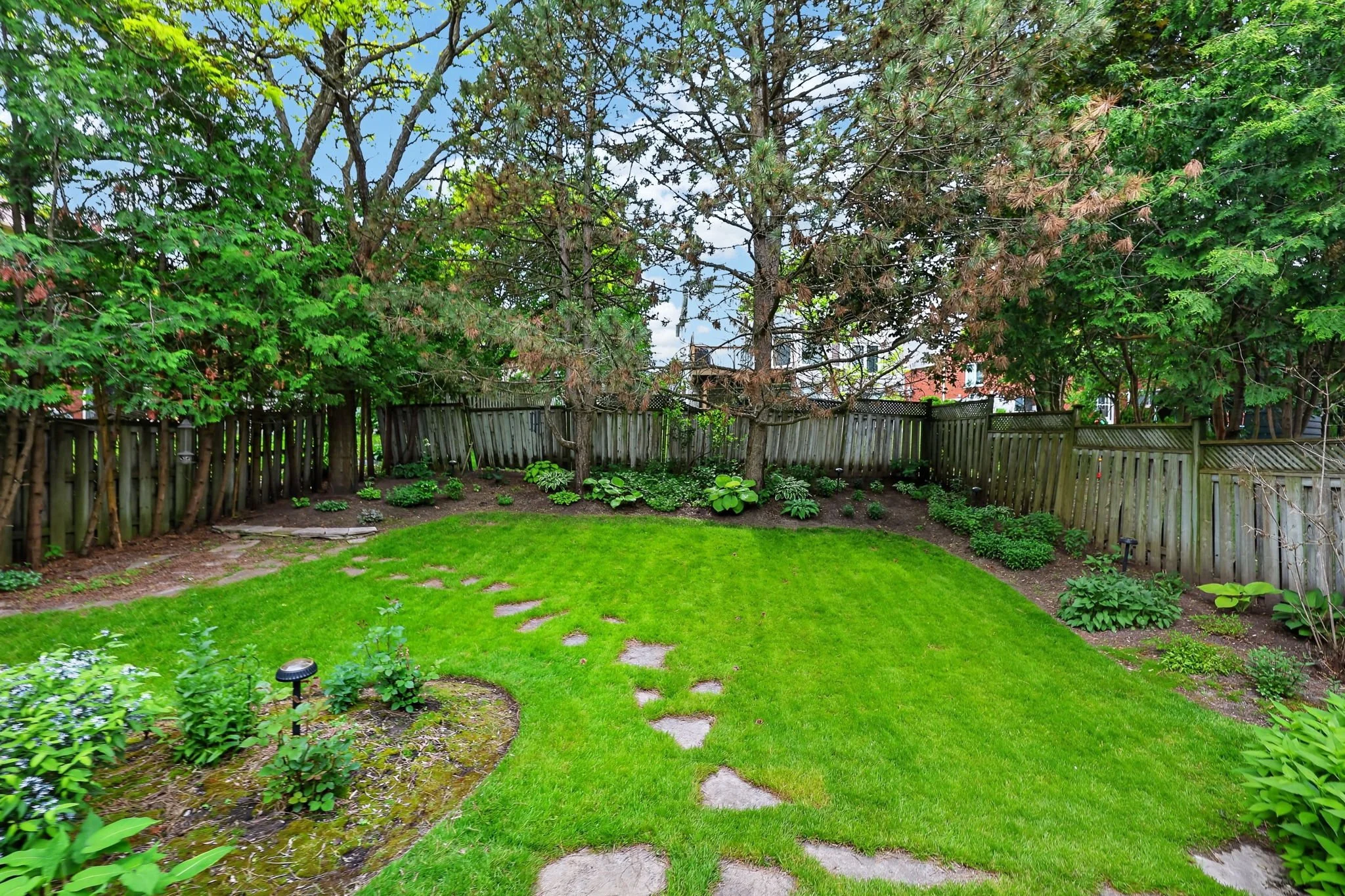 274 Kirby Crescent_160.jpg