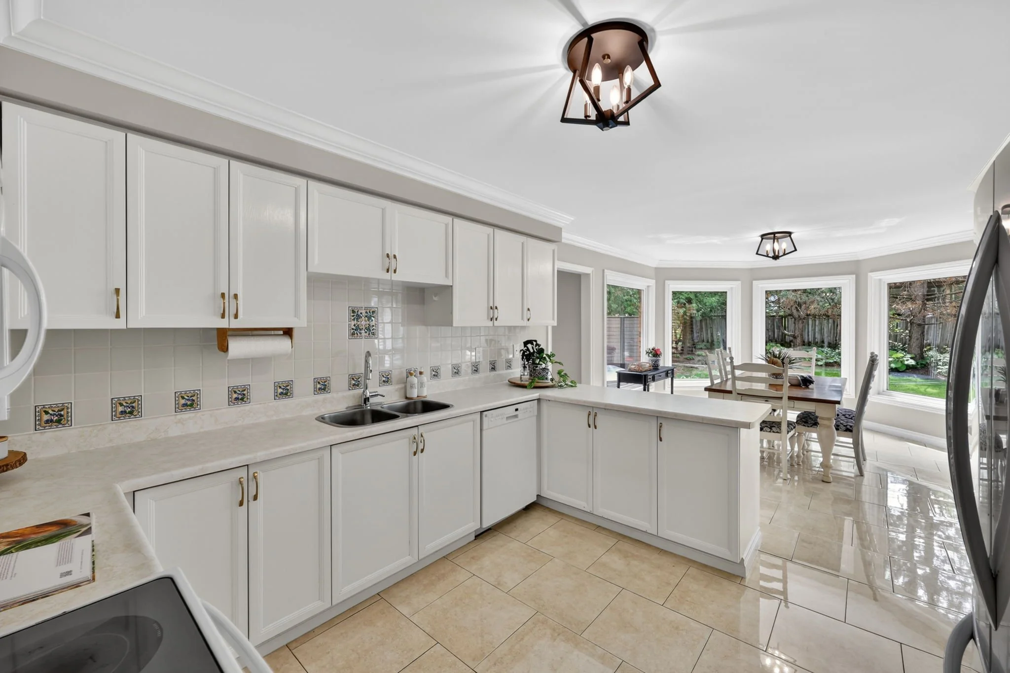 274 Kirby Crescent_112.jpg