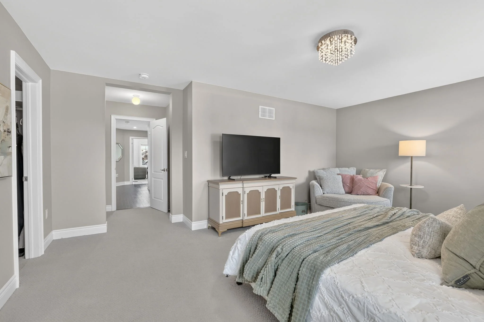 721 Dillman Avenue_150.jpg