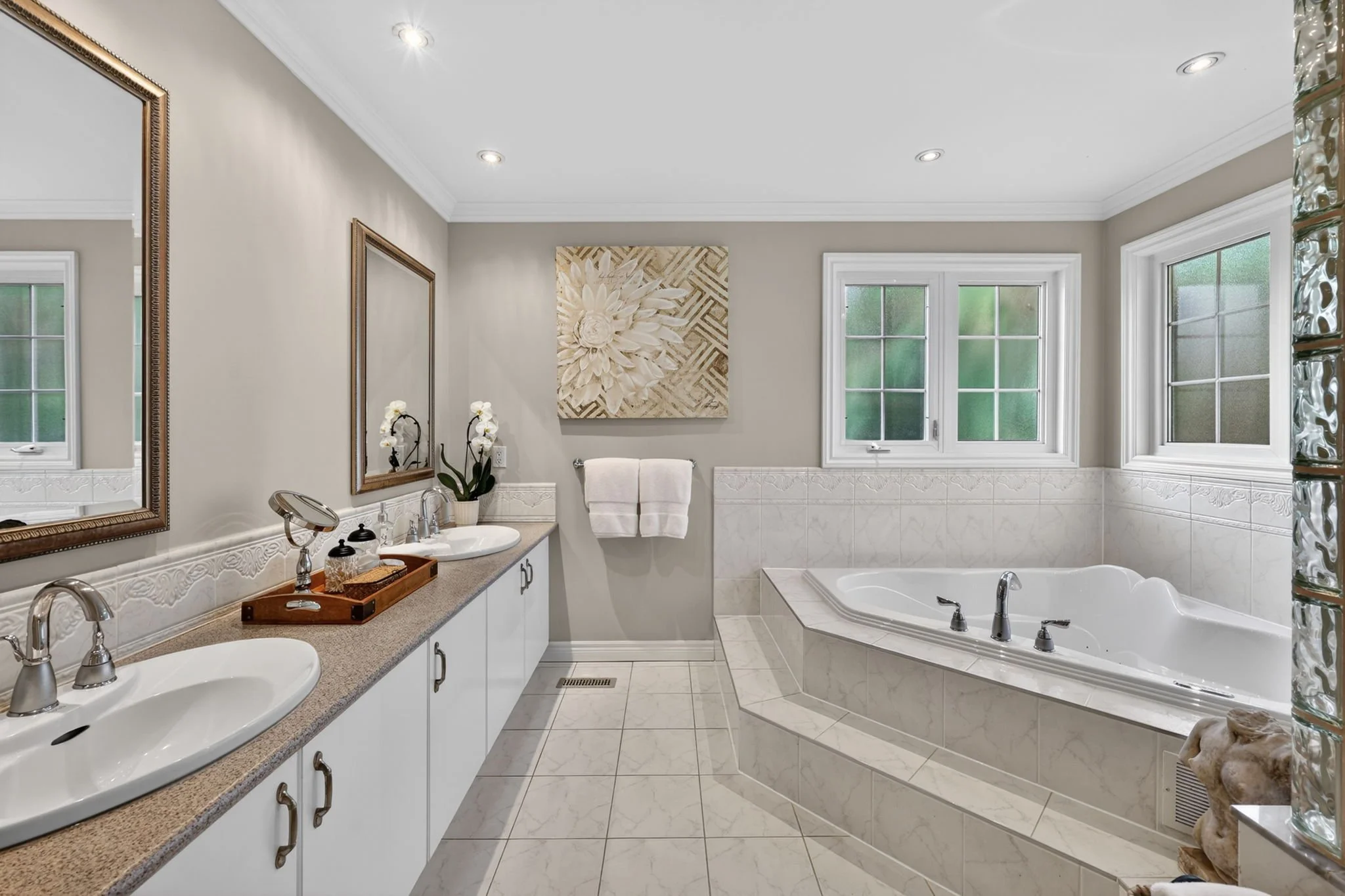 274 Kirby Crescent_139.jpg