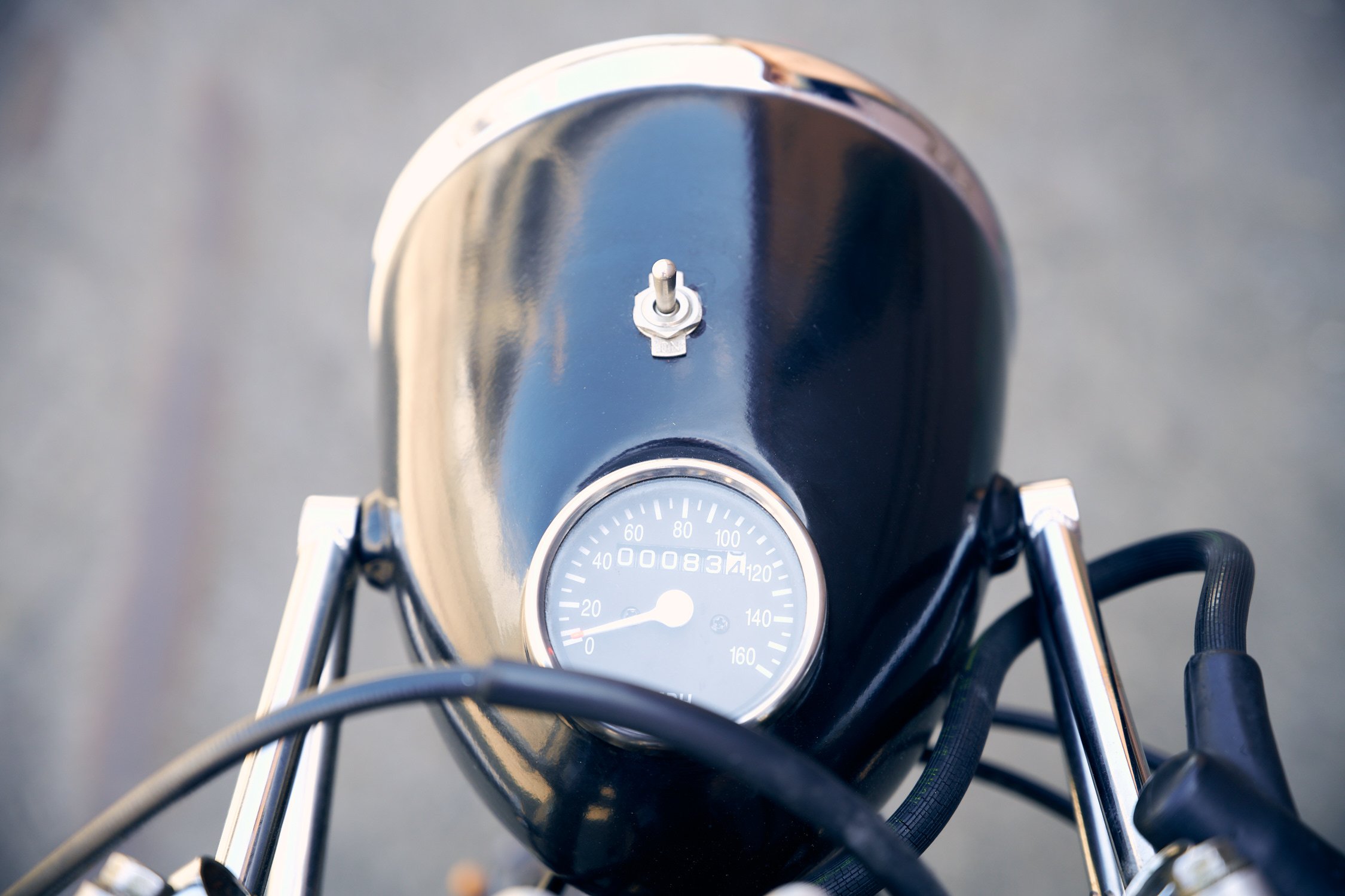 AJP_6960_81sr500.jpg