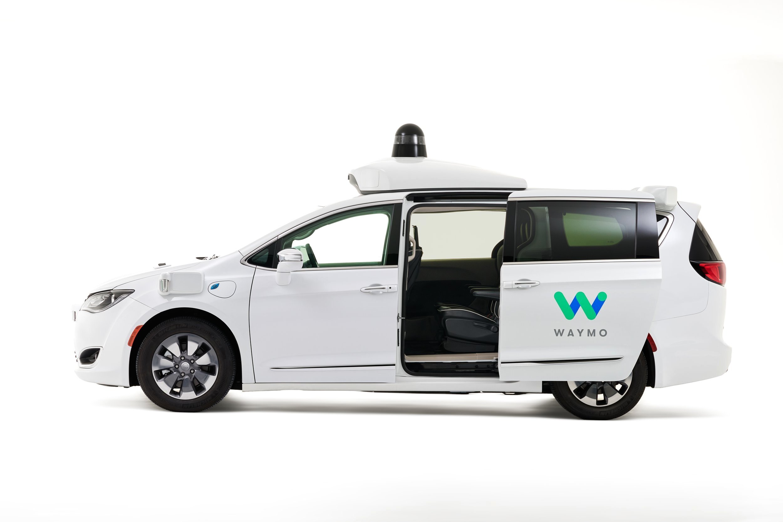 Waymo7_left_dooropenBsmooth.jpg
