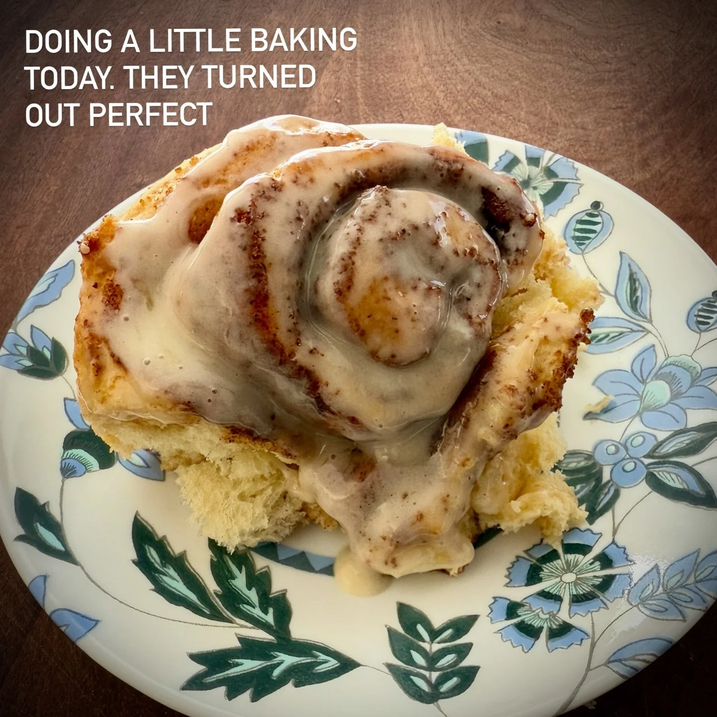 Traded camera time for kitchen time and perfected my cinnamon roll recipe for Christmas brunch. Best ones yet! #christmasbaking #cinnamonrolls