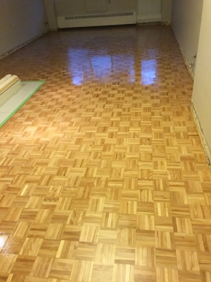 Sablage de plancher de parqueterie d'erable avec vernis a l'huile a Rosemont–La Petite-Patrie