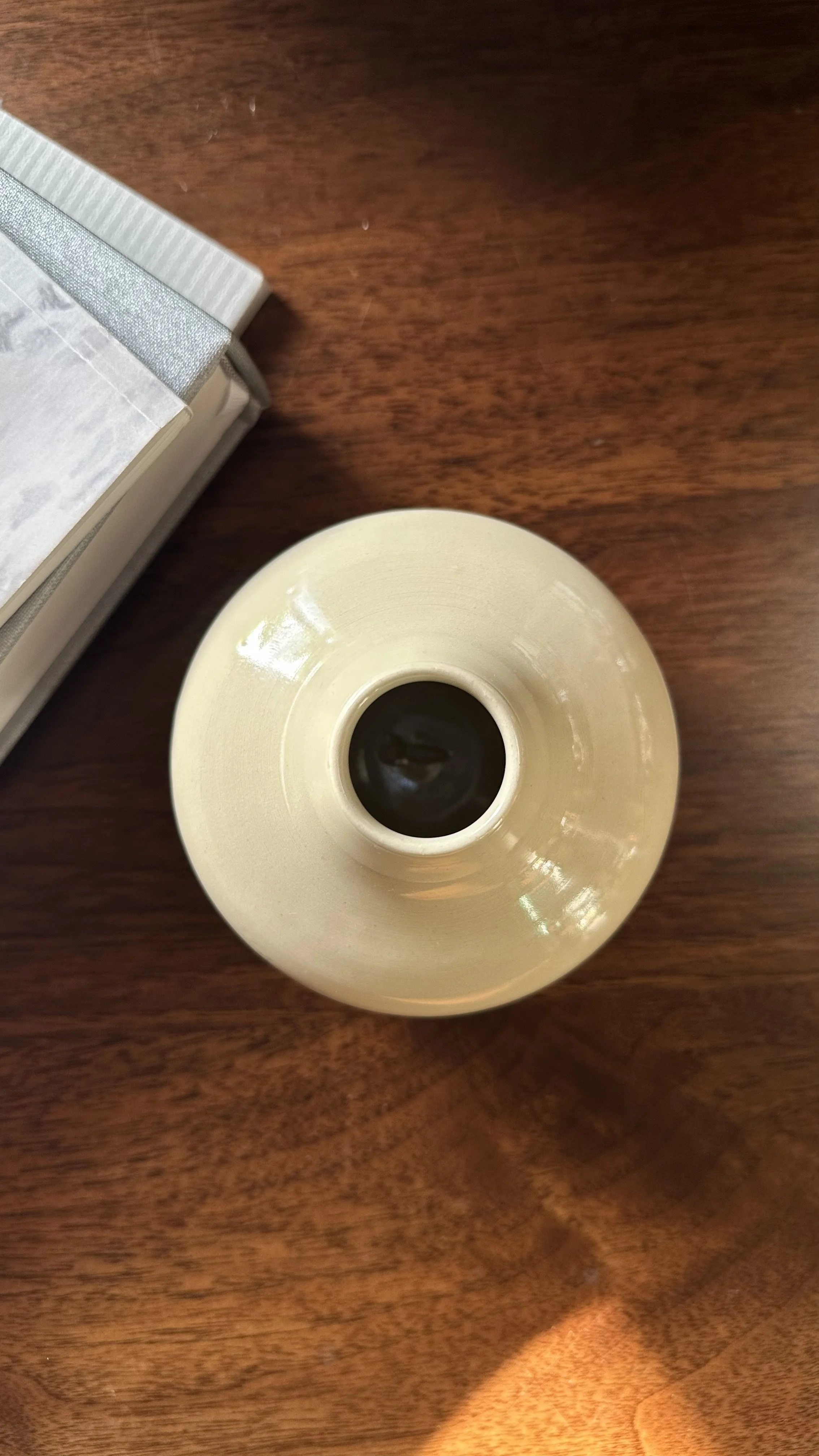 evn ceramics ivory vase.jpeg