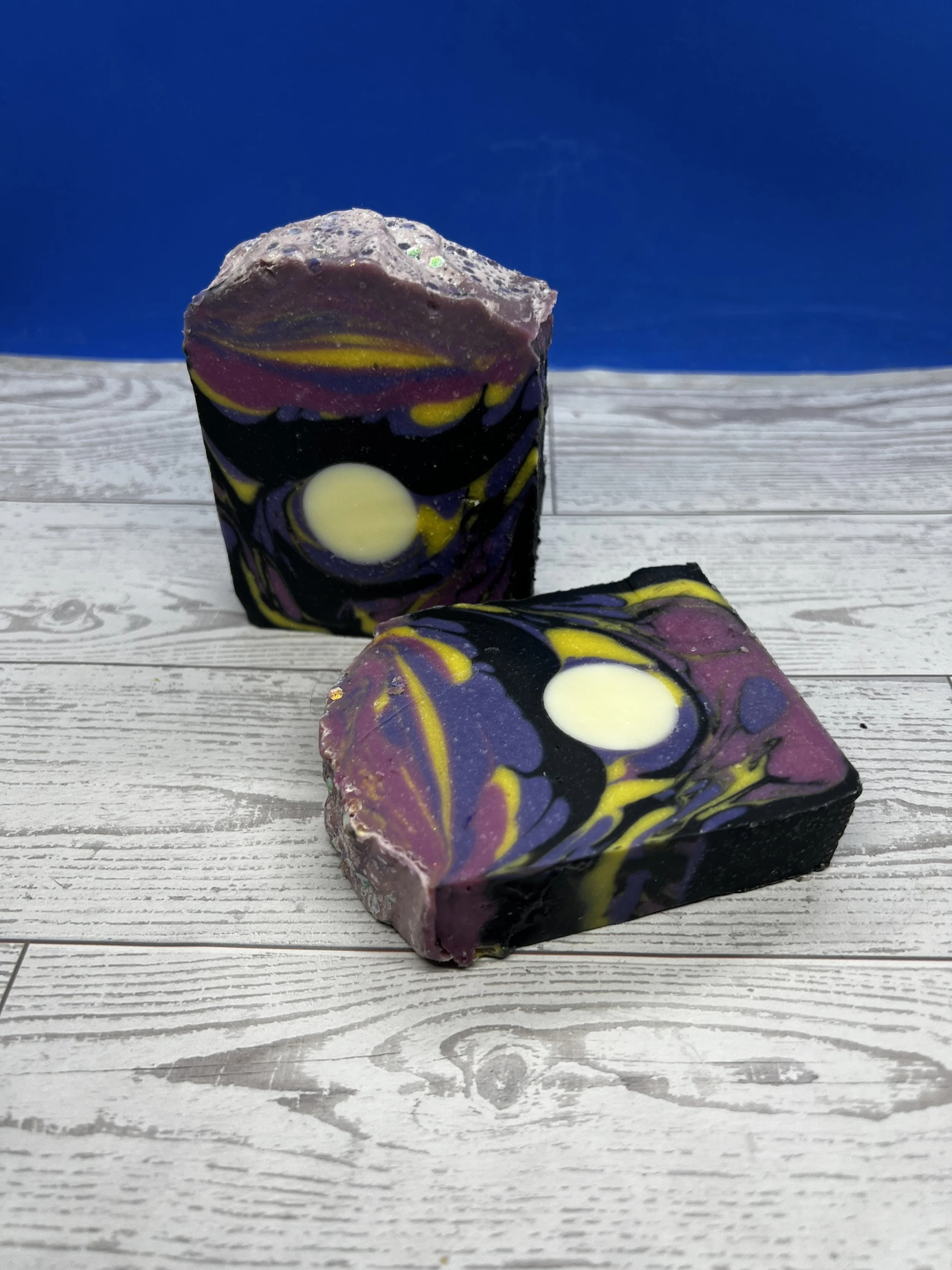 full+moon+artisan+soap+front+side+spring+26.jpeg