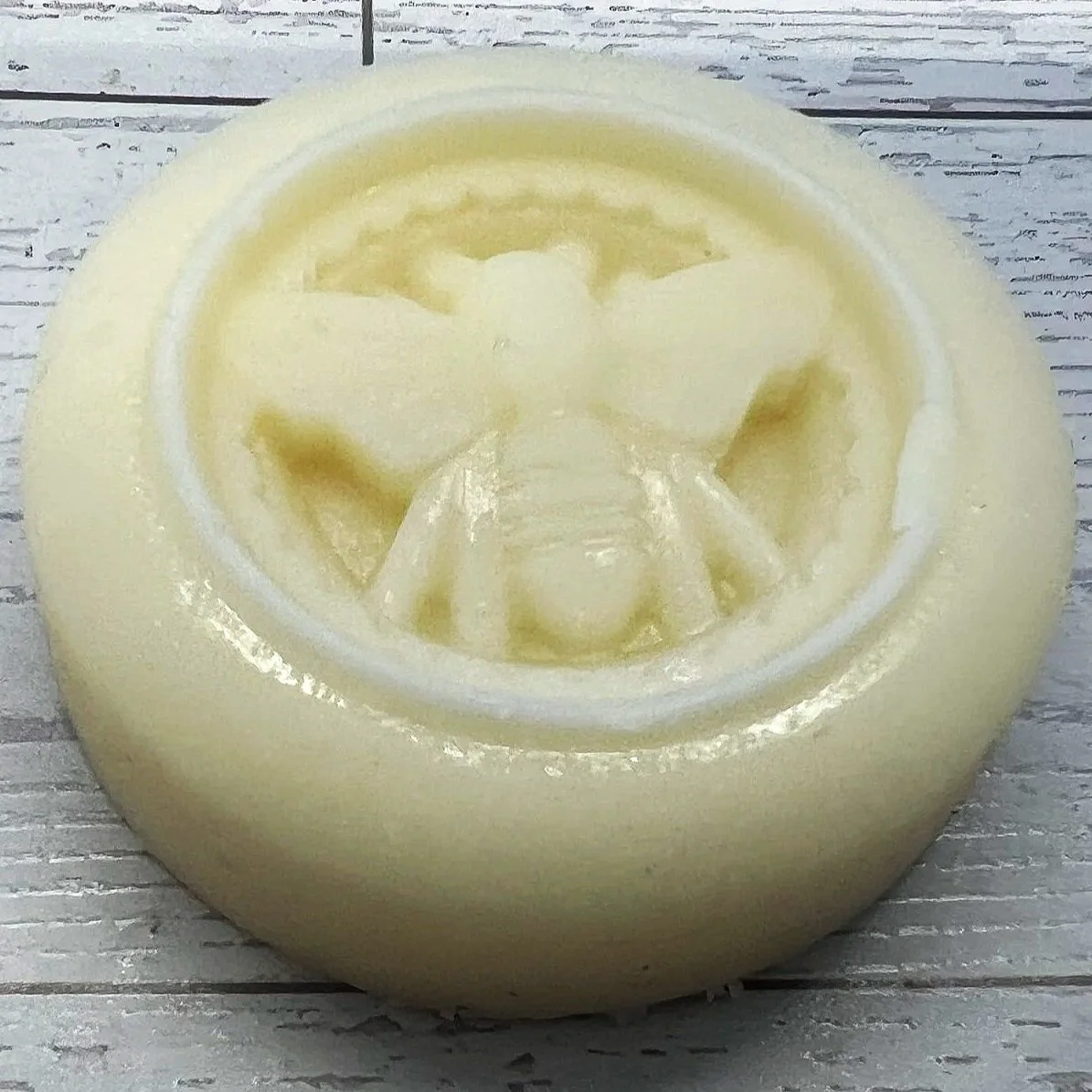 Moisturizing and hydrating lotion bars have a blend of Beeswax, Argan Oil, and Babassu Oil, all known for their moisturizing benefits. Adding Sandalwood and Lavender essential oils can help with chapped, dry hands and cuticles, and will leave your sk
