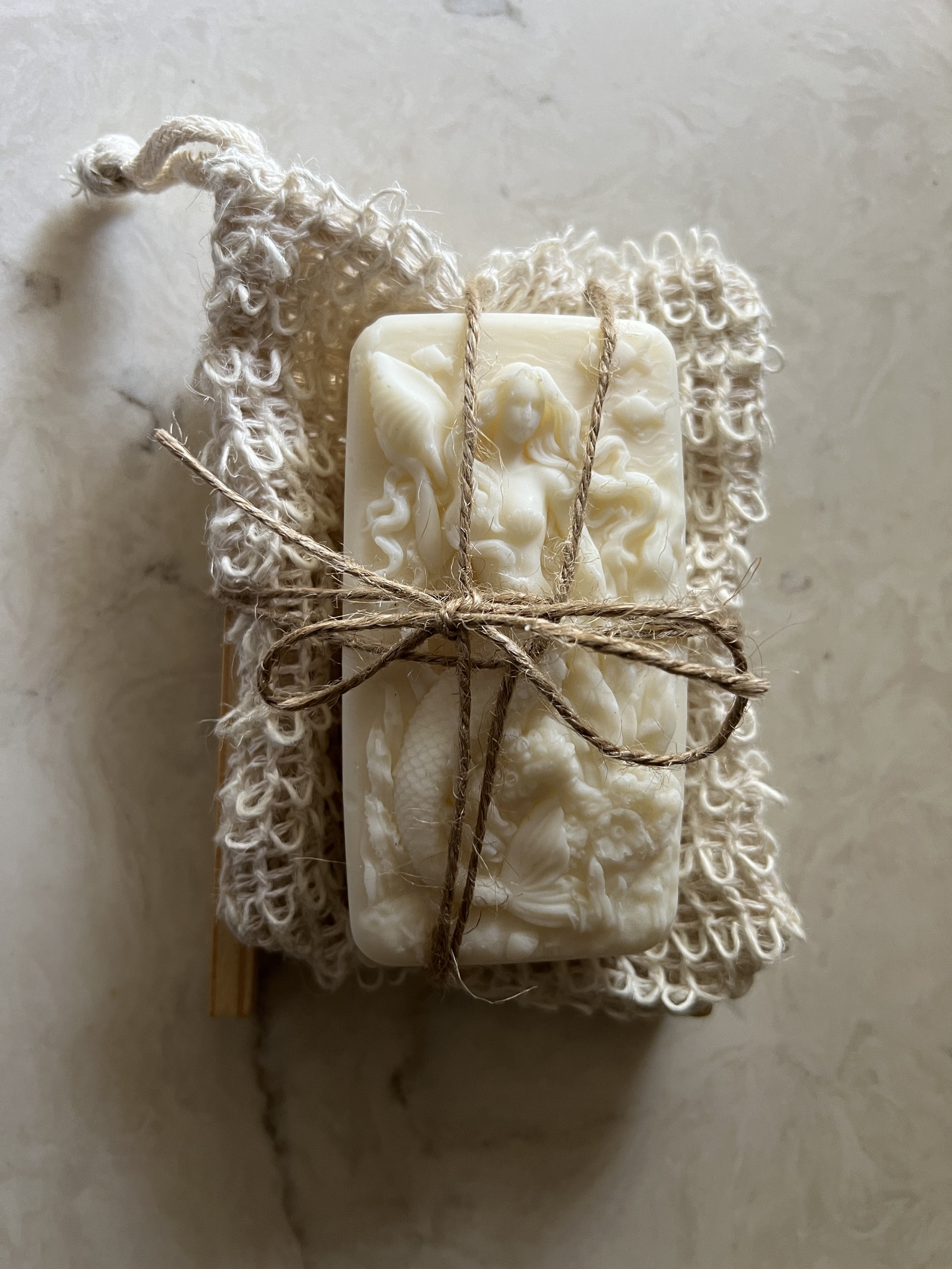 Mermaid Cloth Rack Gift Set.jpeg