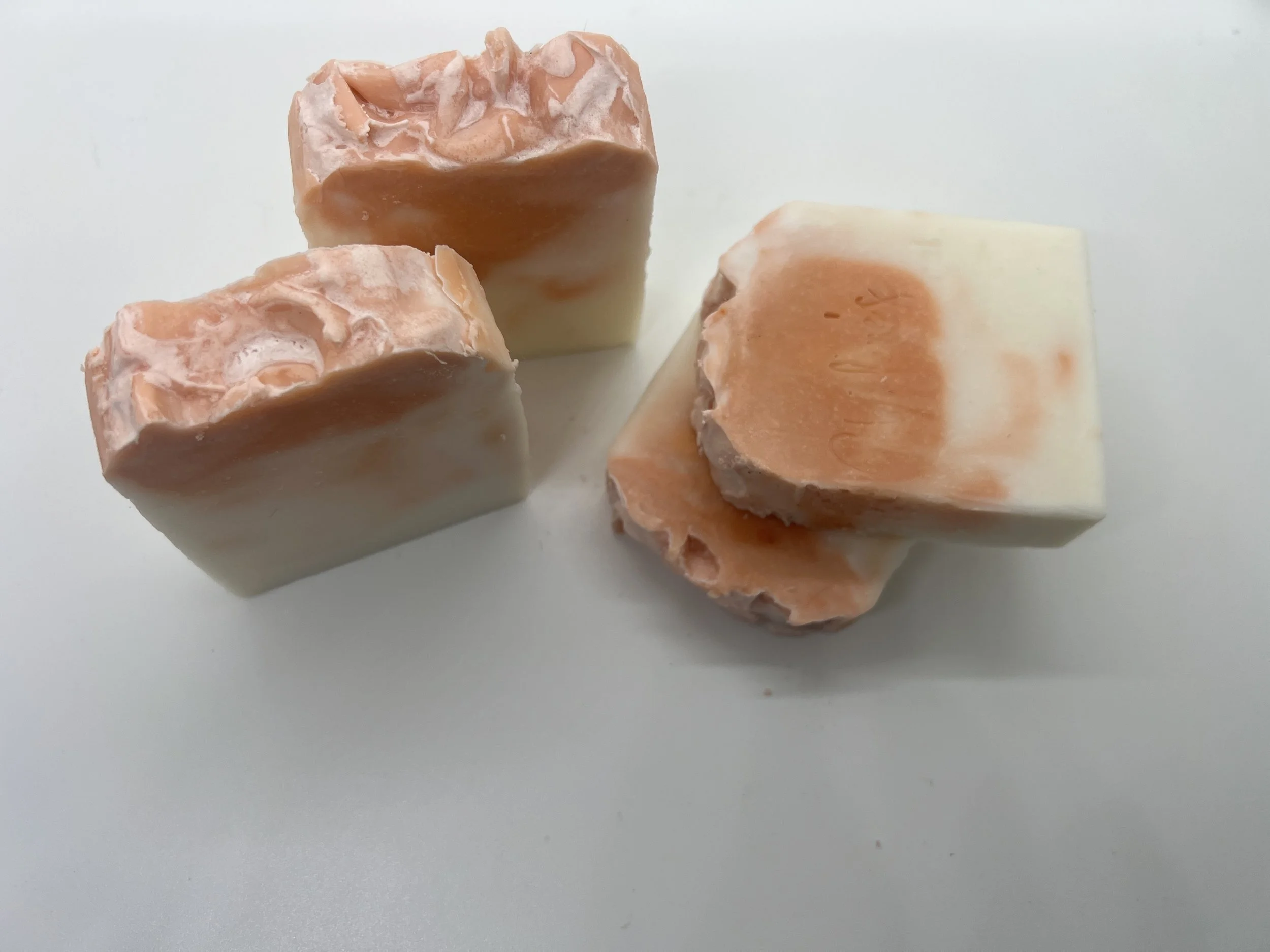 Peppermint Swirl Top 2025