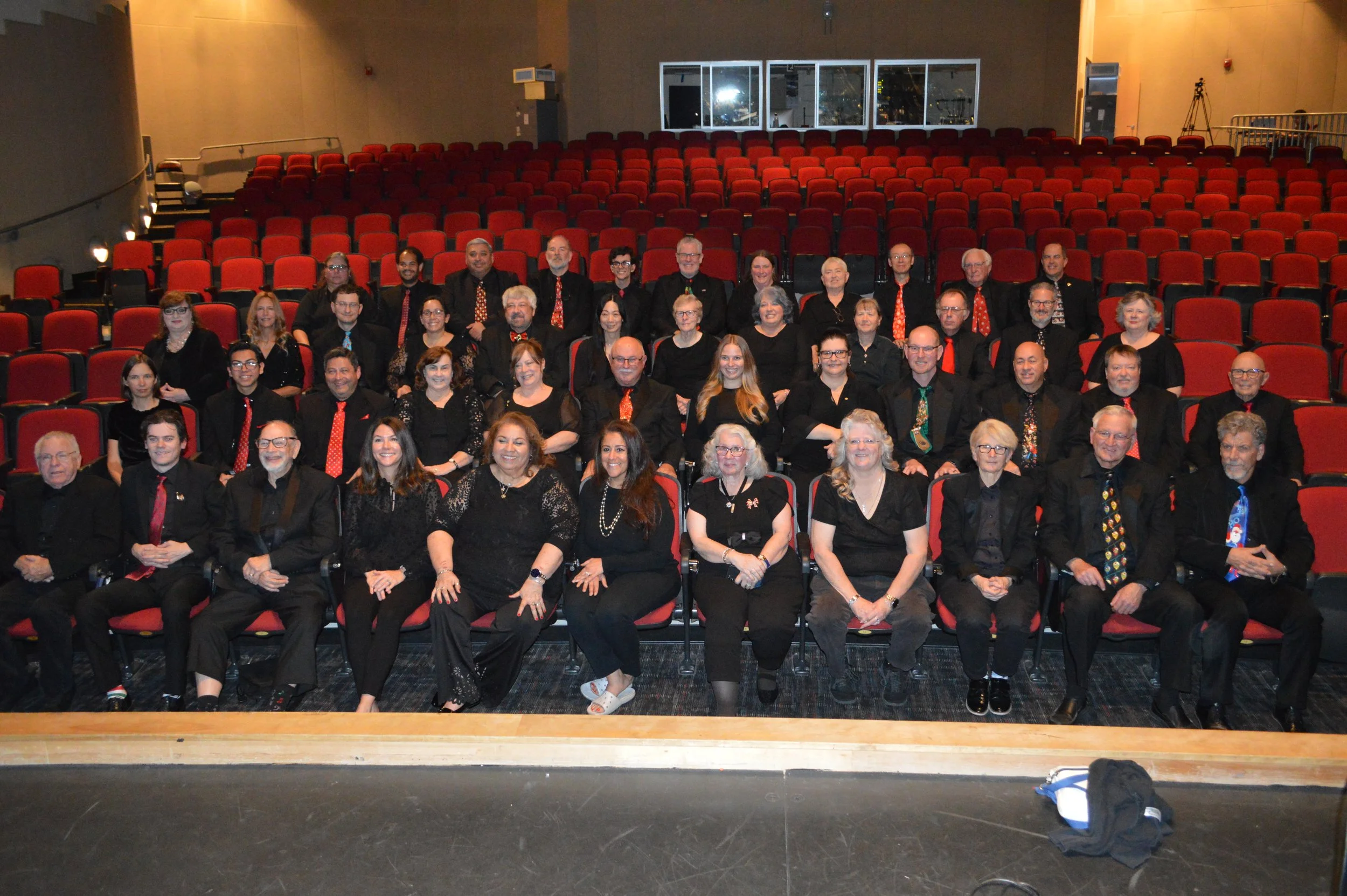 Golden West Pops Holiday Group Photo